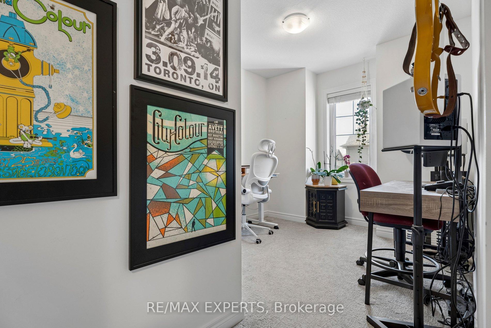 Photo 33 of 4 Groom Lane, Hamilton, Ancaster — HOMEH