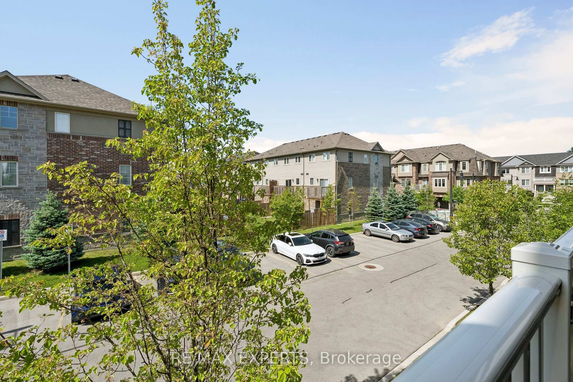 Photo 39 of 4 Groom Lane, Hamilton, Ancaster — HOMEH