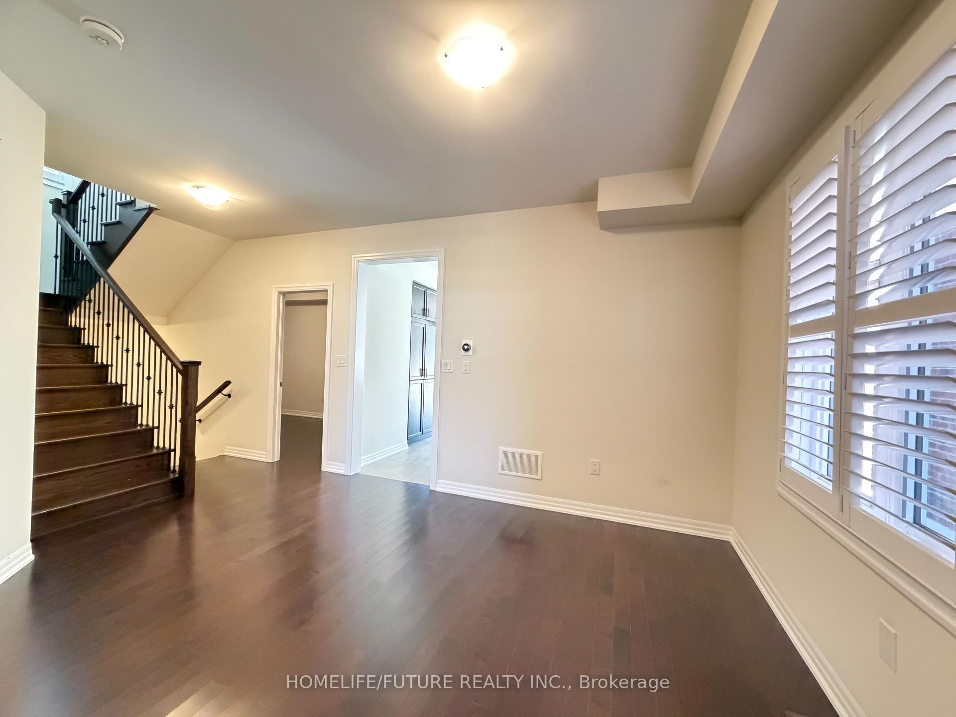 Photo 8 of 171 Grady Drive, Clarington, Newcastle — HOMEH