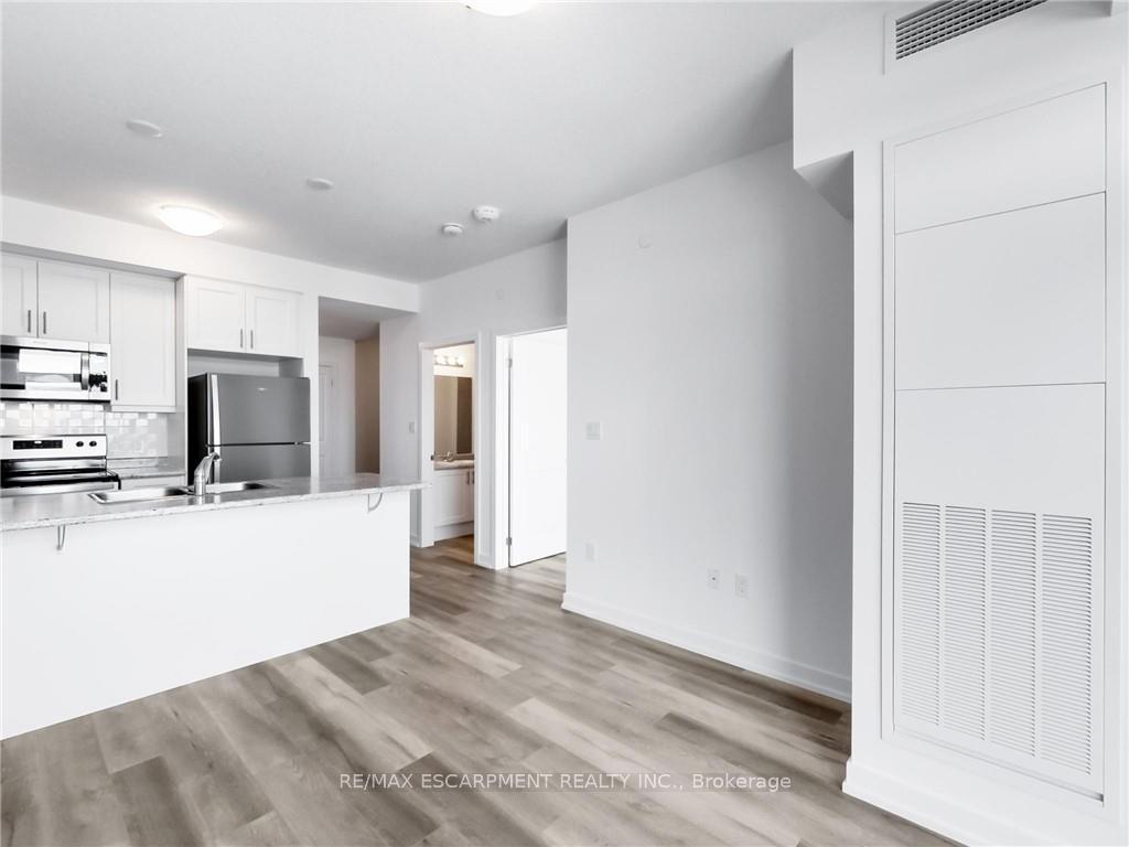 Photo 18 of Unit 1008, 470 Dundas Street E, Hamilton, Waterdown — HOMEH