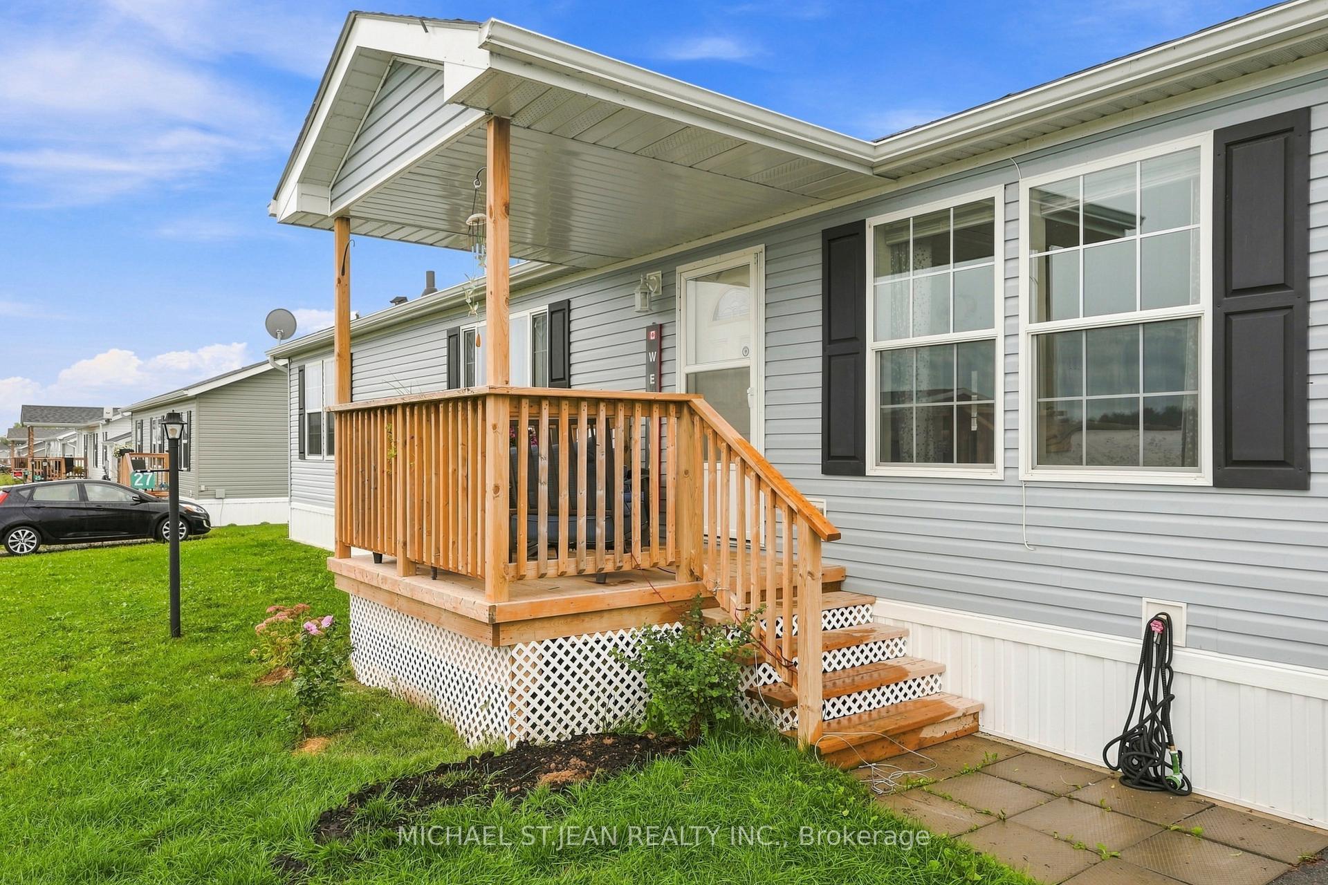 Photo 4 of 27 Hickory Hollow, Haldimand, Nanticoke — HOMEH