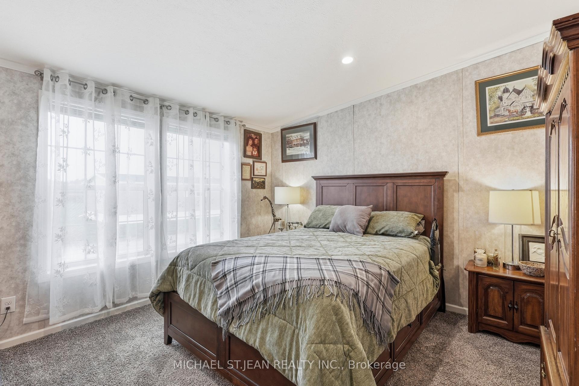 Photo 26 of 27 Hickory Hollow, Haldimand, Nanticoke — HOMEH