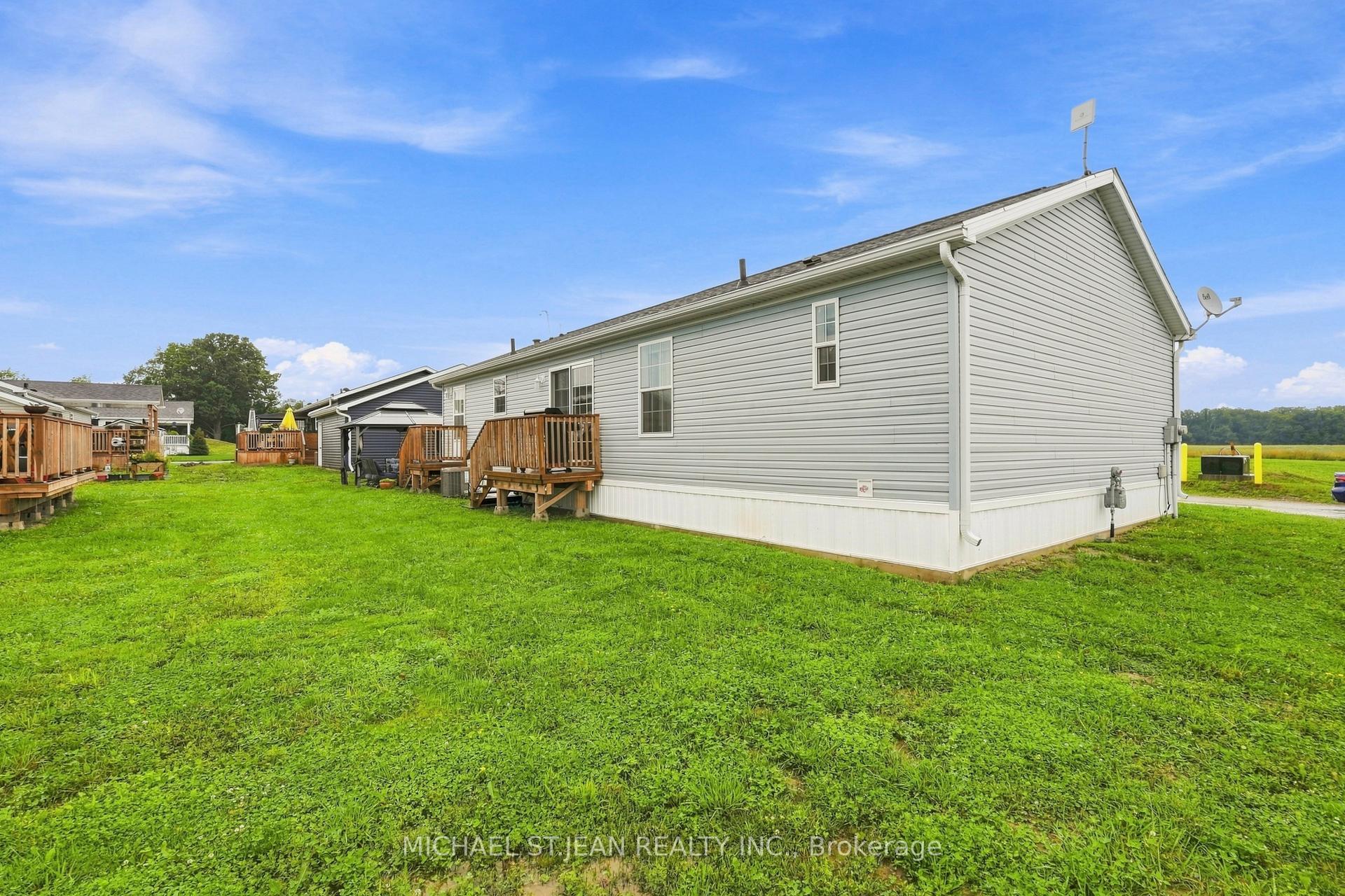 Photo 35 of 27 Hickory Hollow, Haldimand, Nanticoke — HOMEH