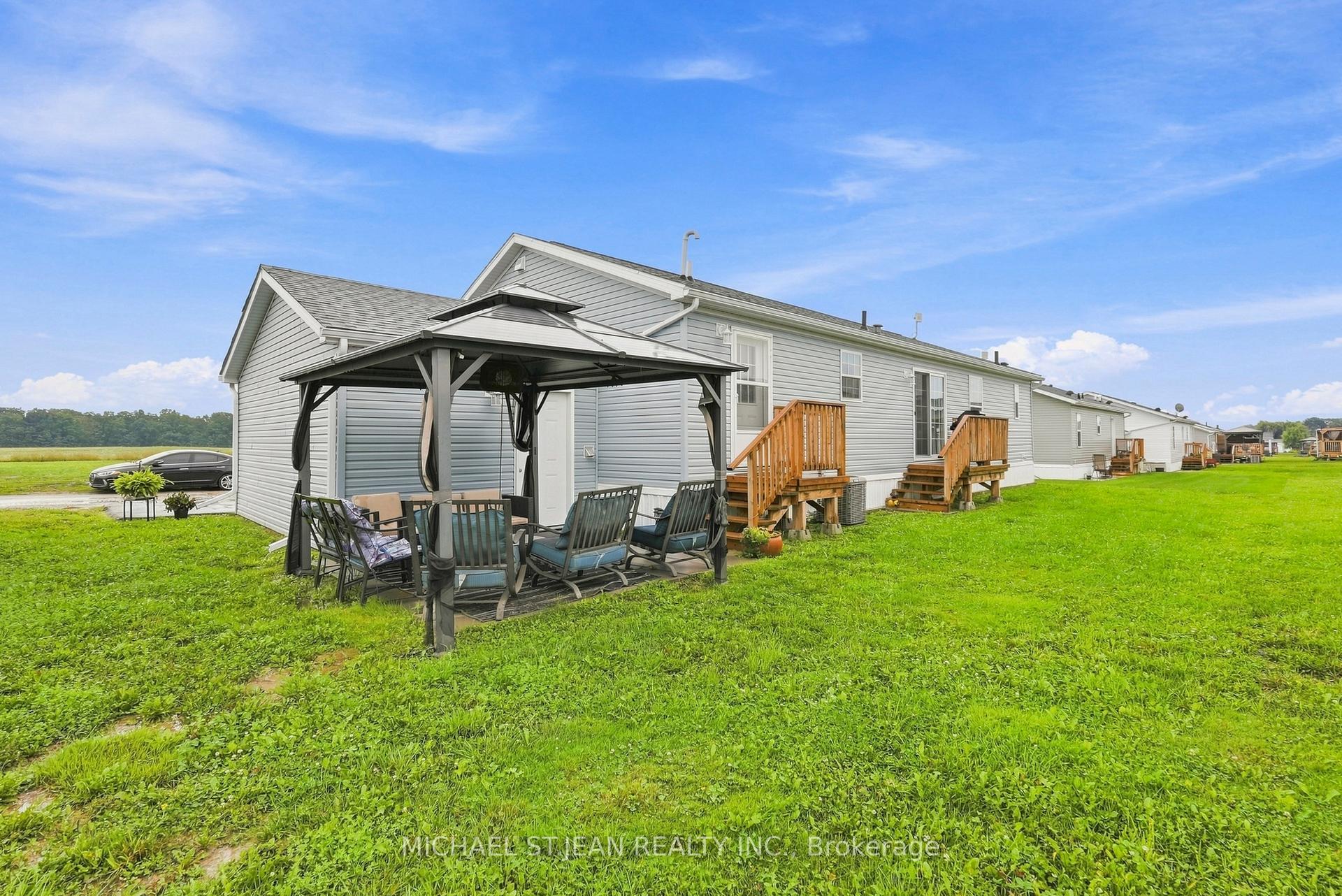 Photo 36 of 27 Hickory Hollow, Haldimand, Nanticoke — HOMEH