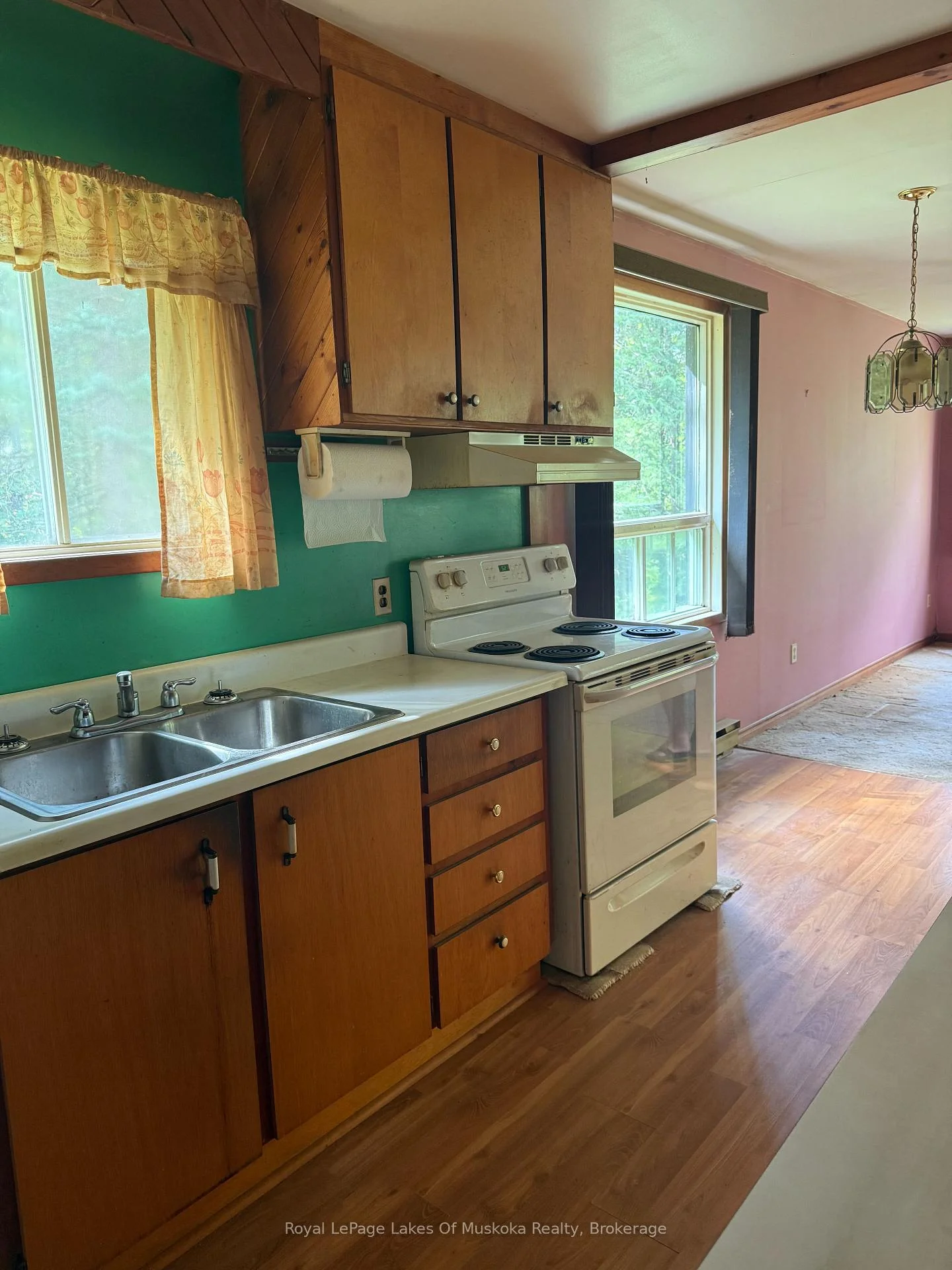 Photo 2 of 1046 River Haven Road, Bracebridge, Draper — HOMEH