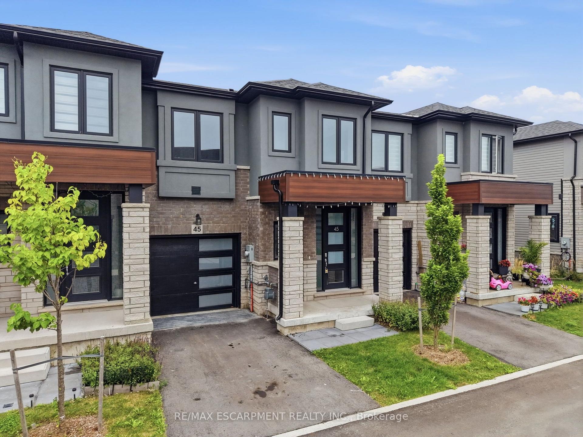 Photo 1 of Unit 45, 155 Equestrian Way, Cambridge, Preston Heights — HOMEH