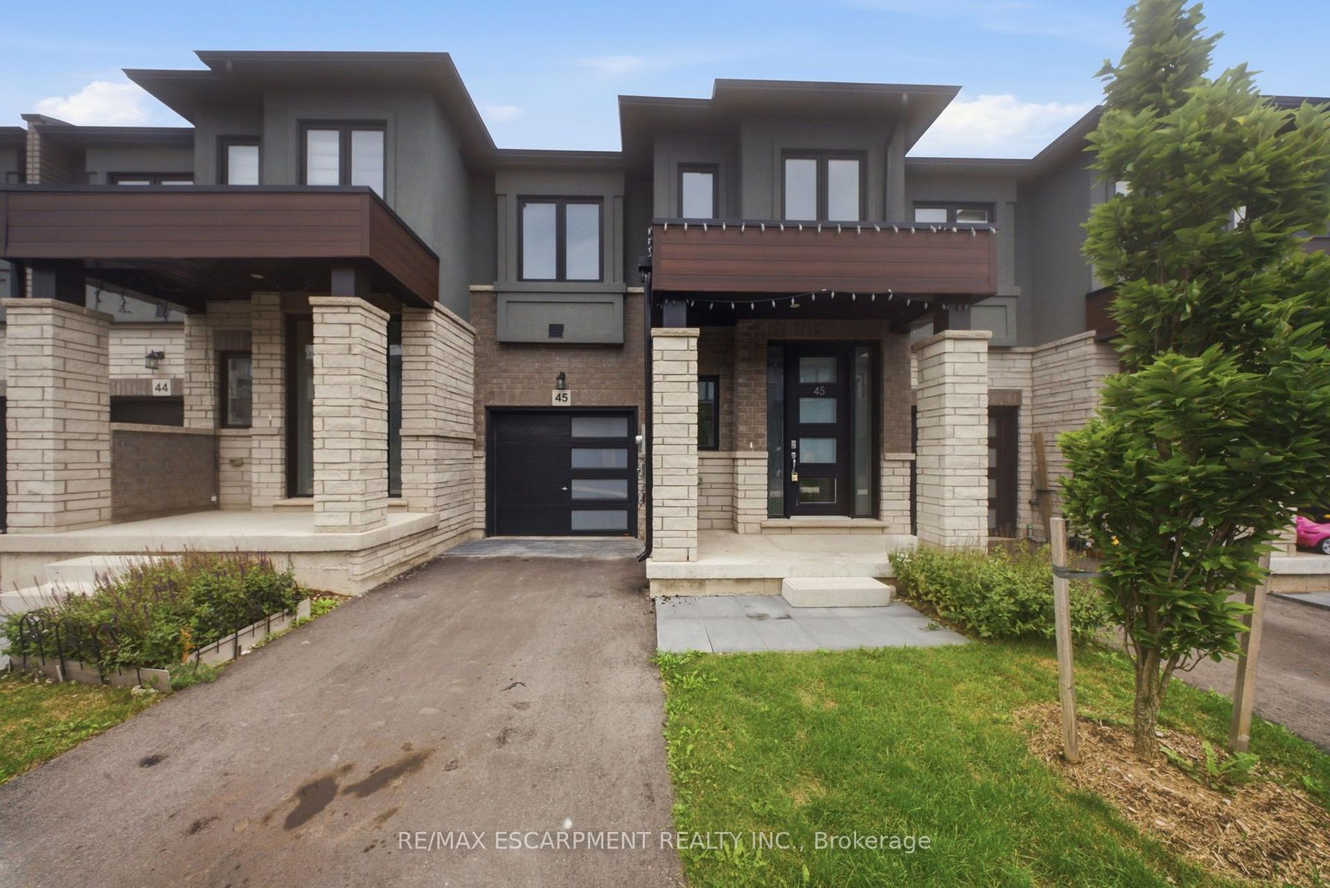 Photo 5 of Unit 45, 155 Equestrian Way, Cambridge, Preston Heights — HOMEH