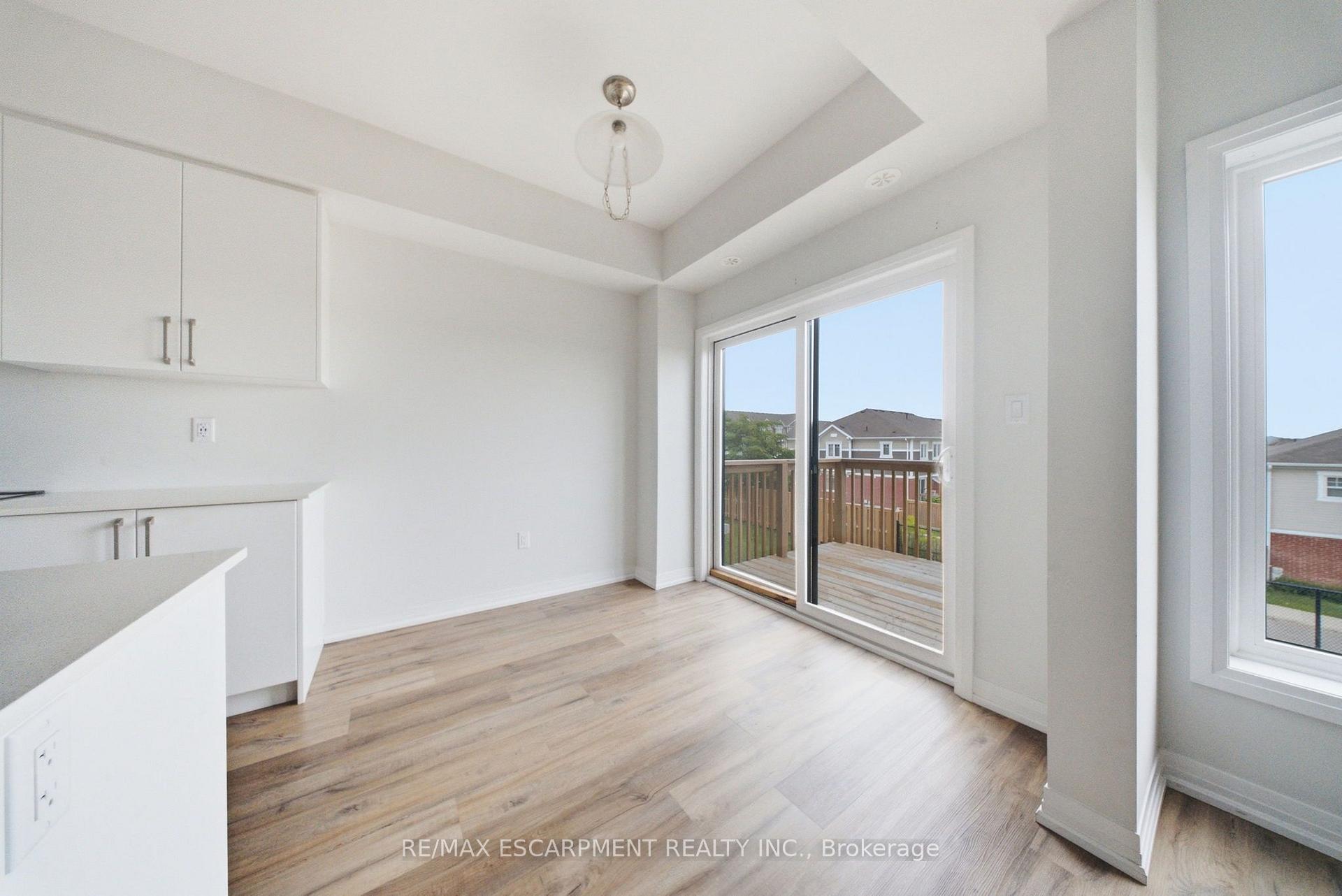Photo 13 of Unit 45, 155 Equestrian Way, Cambridge, Preston Heights — HOMEH
