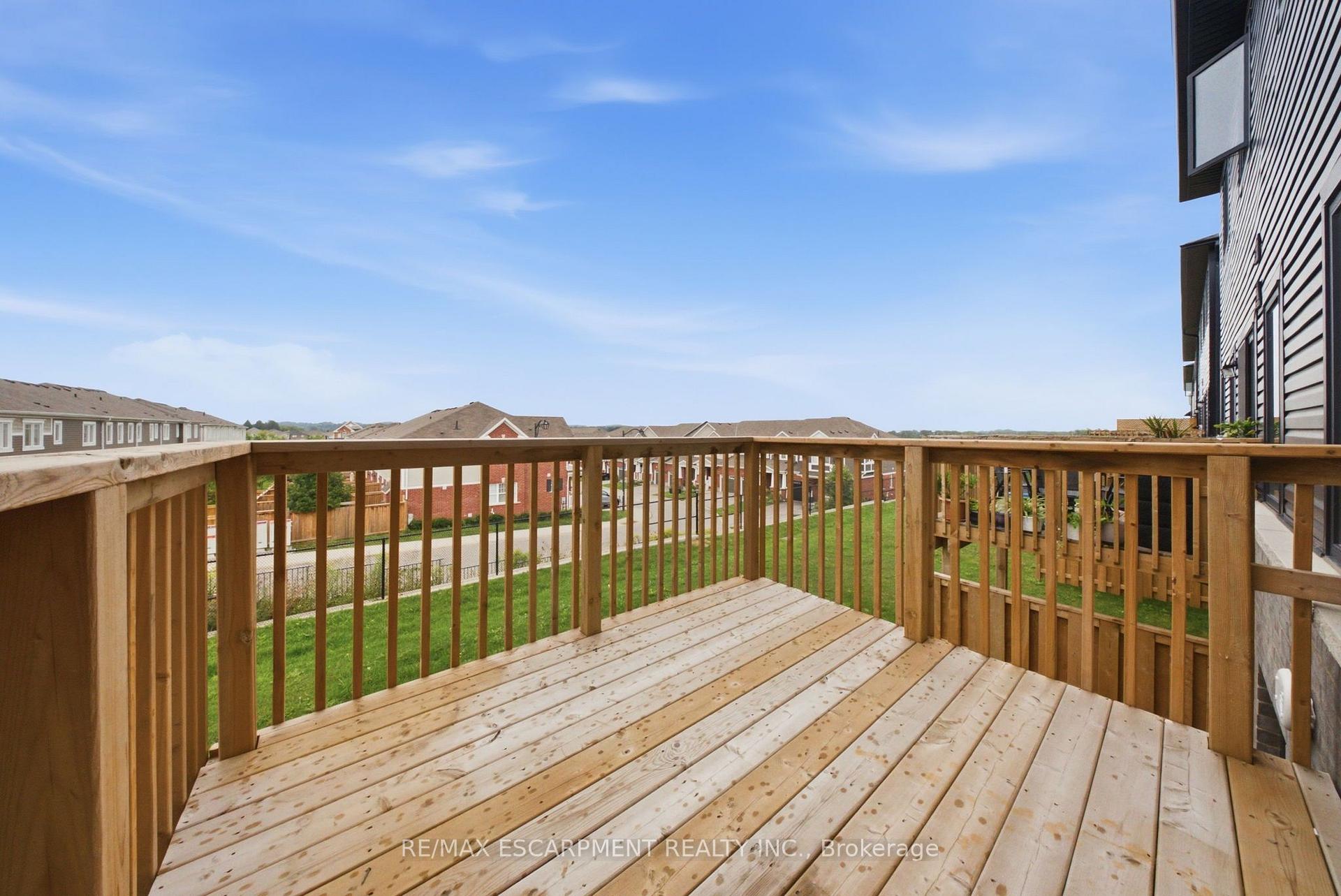 Photo 16 of Unit 45, 155 Equestrian Way, Cambridge, Preston Heights — HOMEH