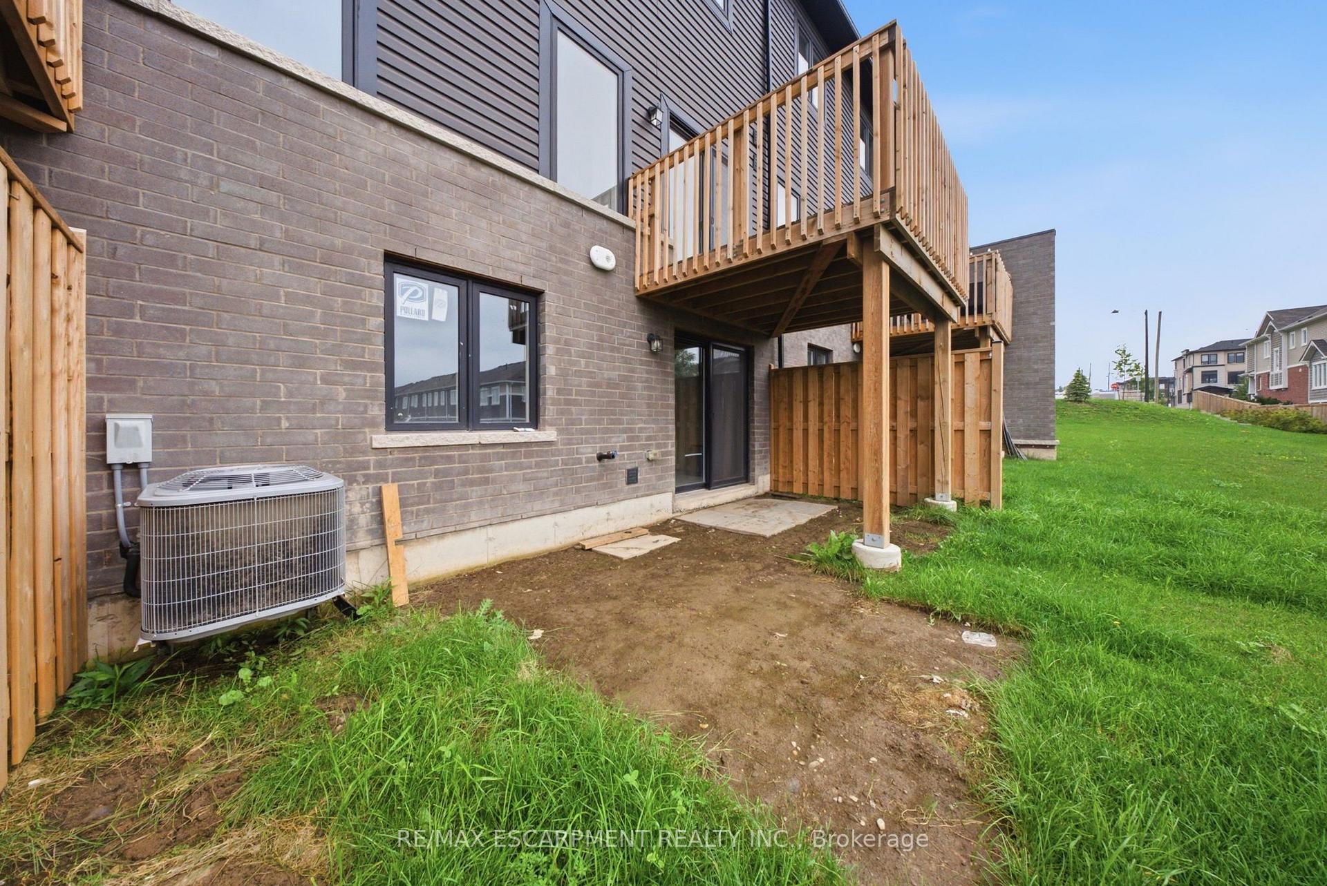 Photo 29 of Unit 45, 155 Equestrian Way, Cambridge, Preston Heights — HOMEH