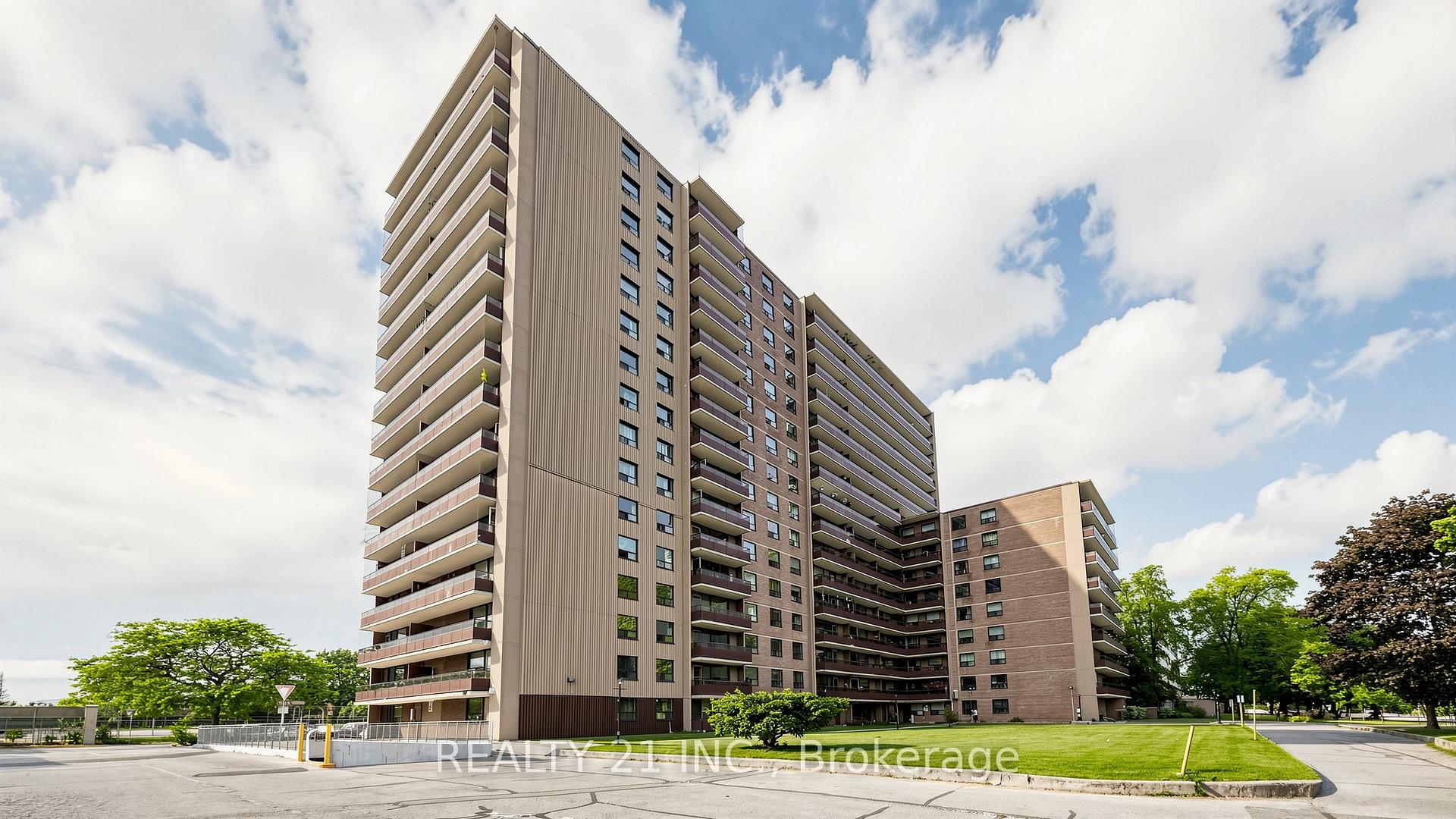 Photo of Unit 819, 180 Markham Road