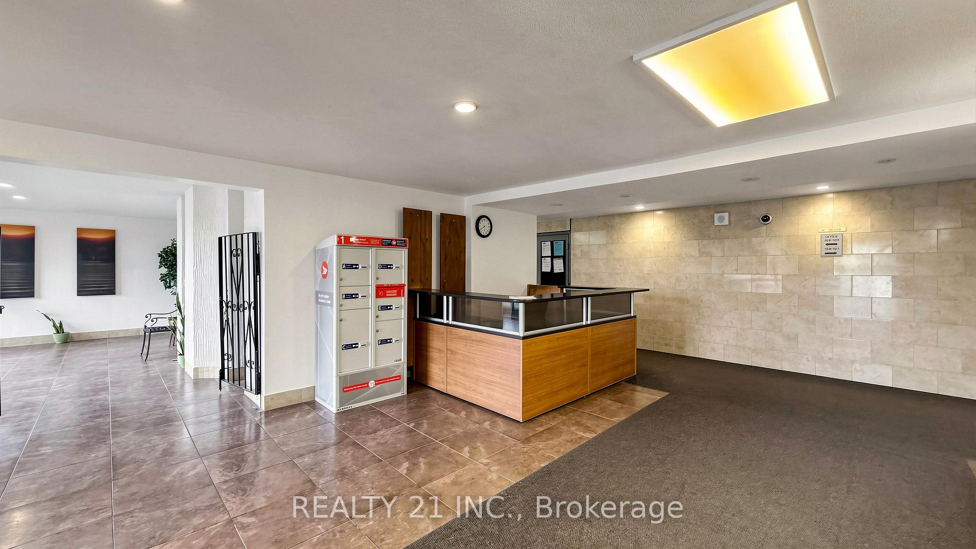Photo 10 of Unit 819, 180 Markham Road, Scarborough, Scarborough Village — HOMEH