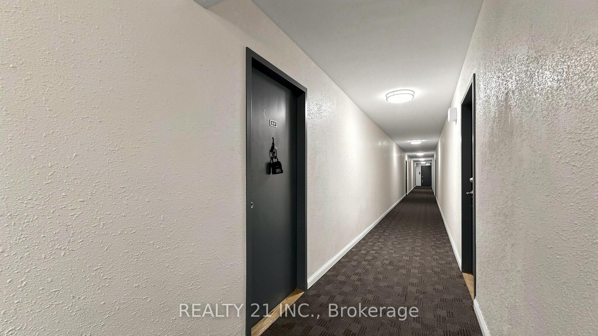 Photo 13 of Unit 819, 180 Markham Road, Scarborough, Scarborough Village — HOMEH