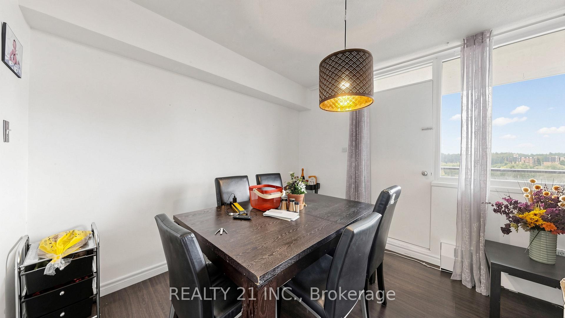 Photo 19 of Unit 819, 180 Markham Road, Scarborough, Scarborough Village — HOMEH