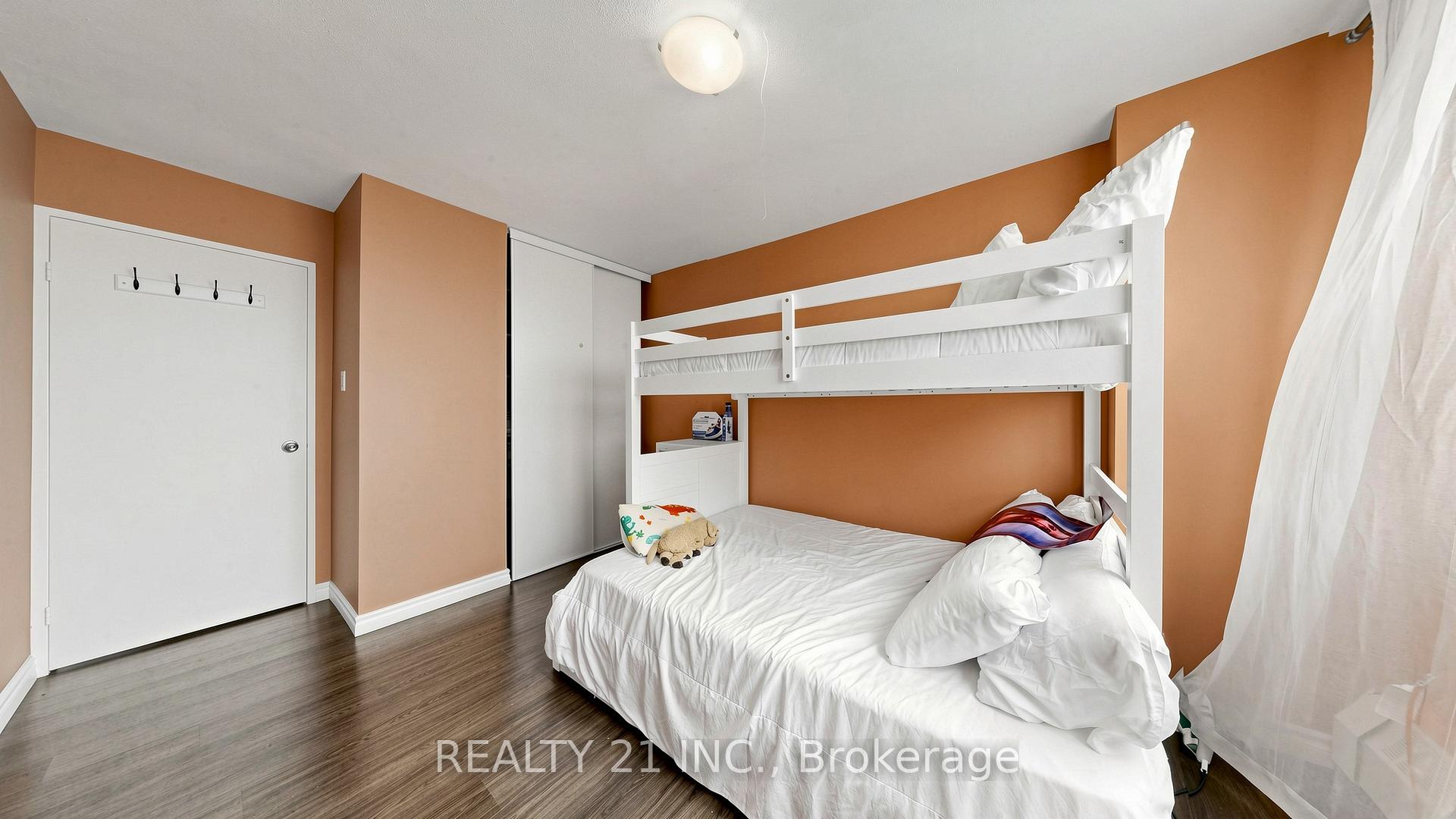 Photo 33 of Unit 819, 180 Markham Road, Scarborough, Scarborough Village — HOMEH