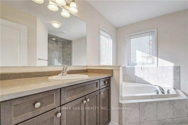Photo 7 of Unit Upper, 82 Enford Crescent, Brampton, Northwest Brampton — HOMEH