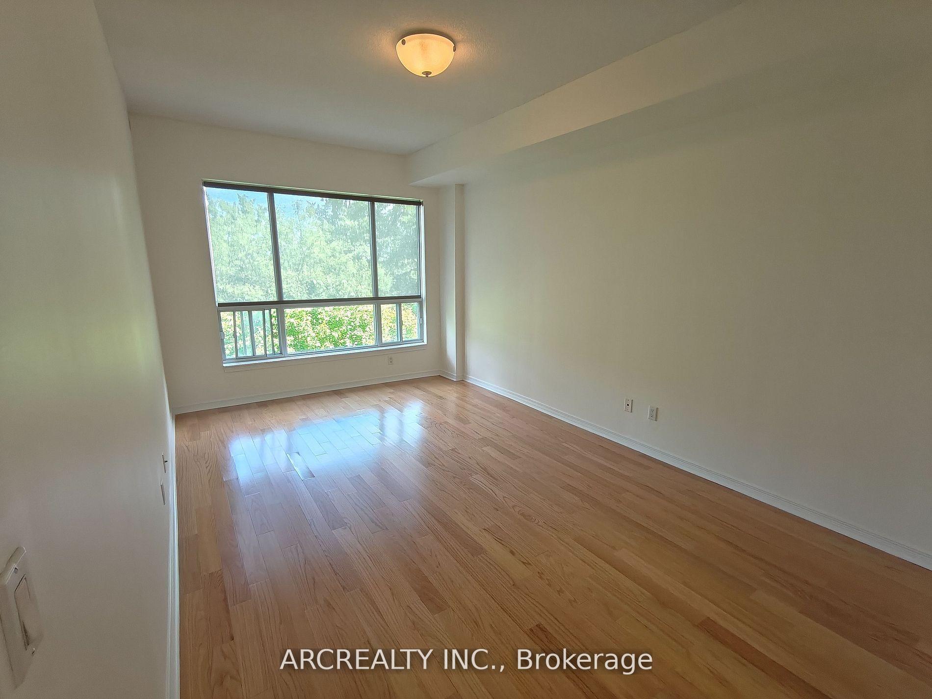 Photo 14 of Unit 406, 2 Maison Parc Court, Vaughan, Lakeview Estates — HOMEH