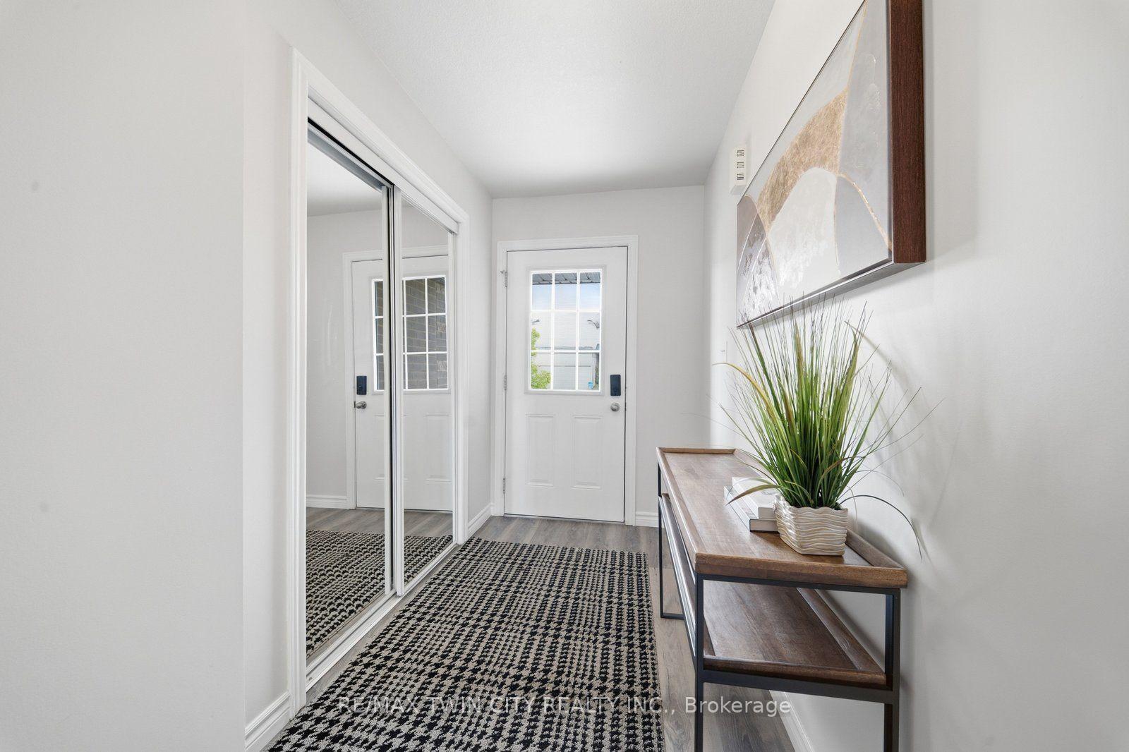 Photo 10 of 26 Newstead Road, Brant, Paris — HOMEH