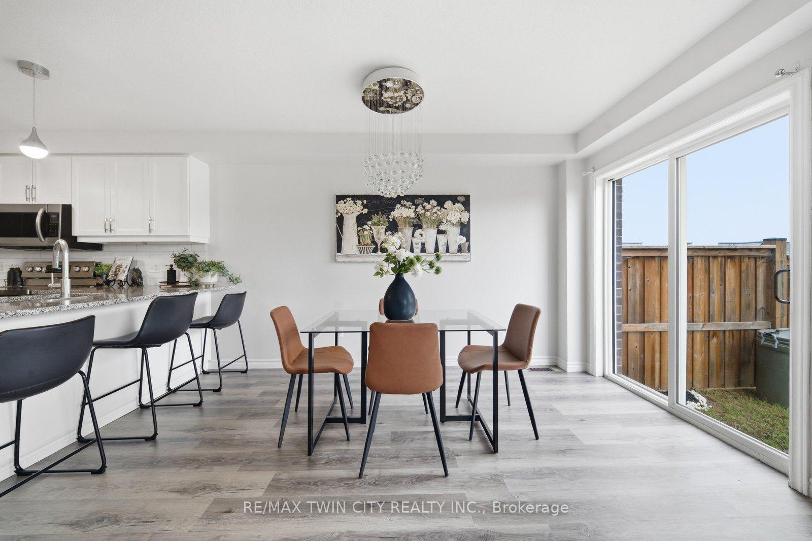 Photo 18 of 26 Newstead Road, Brant, Paris — HOMEH