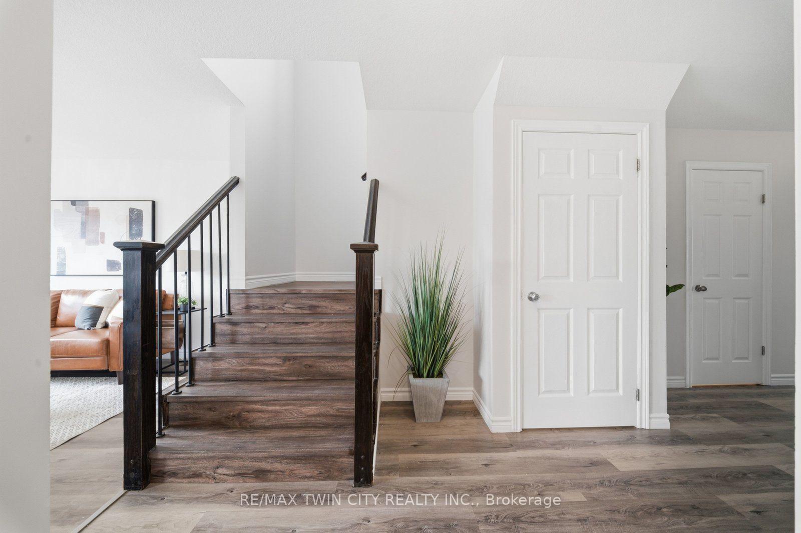 Photo 22 of 26 Newstead Road, Brant, Paris — HOMEH