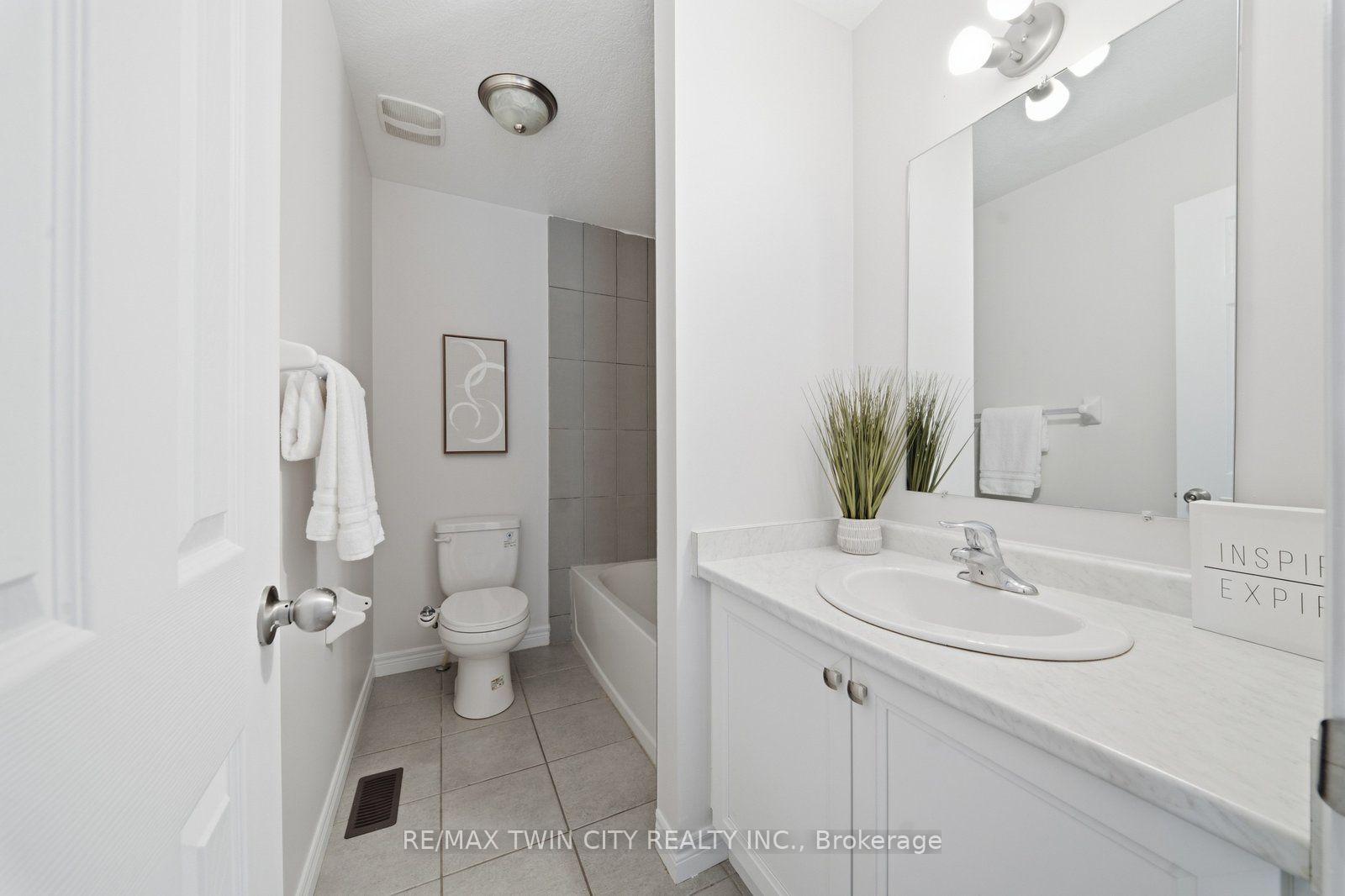 Photo 28 of 26 Newstead Road, Brant, Paris — HOMEH