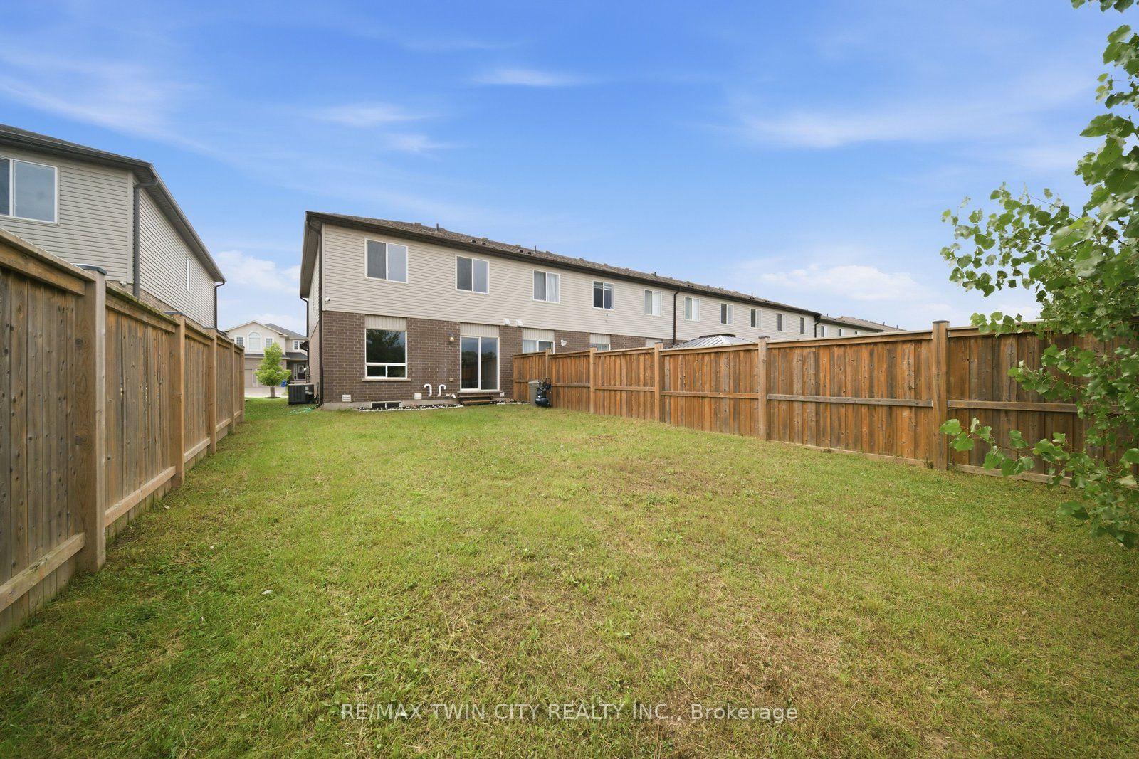 Photo 38 of 26 Newstead Road, Brant, Paris — HOMEH