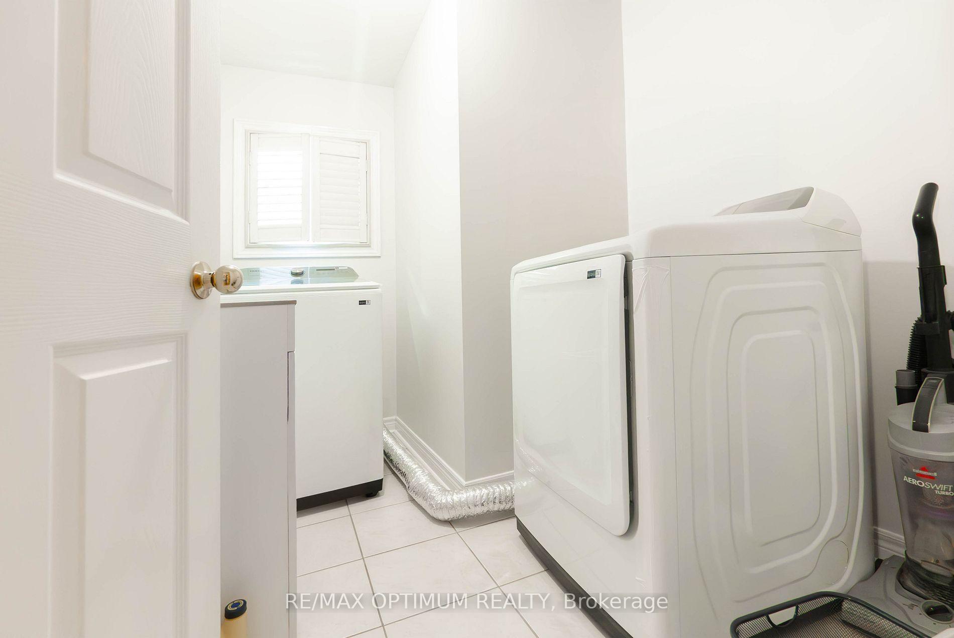 Photo 19 of 545 Warhol Way, Mississauga, Meadowvale Village — HOMEH