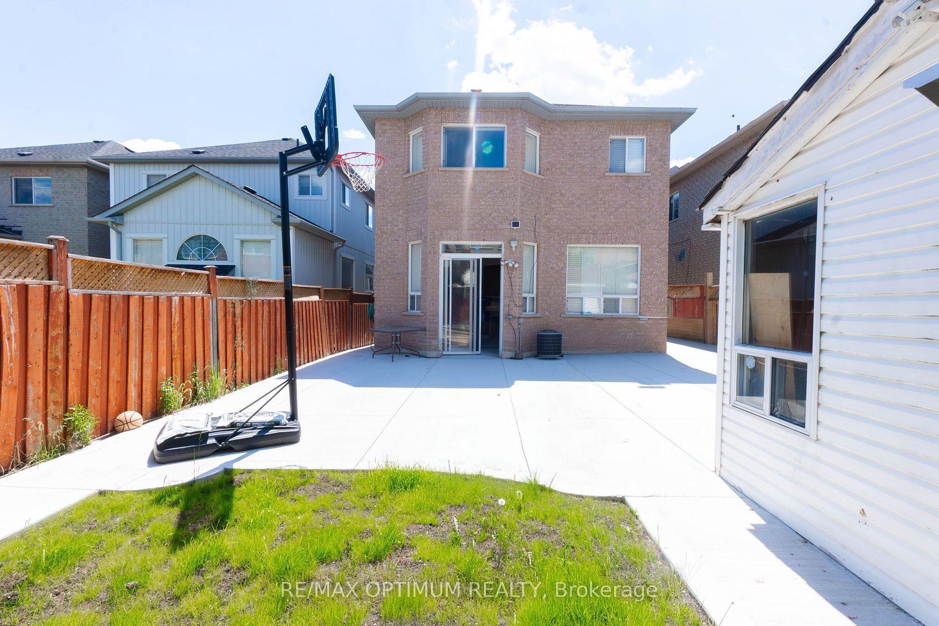 Photo 21 of 545 Warhol Way, Mississauga, Meadowvale Village — HOMEH