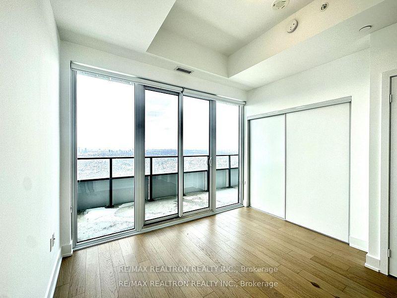 Photo 14 of Unit 5202, 30 Shore Breeze Drive, Etobicoke, Mimico — HOMEH