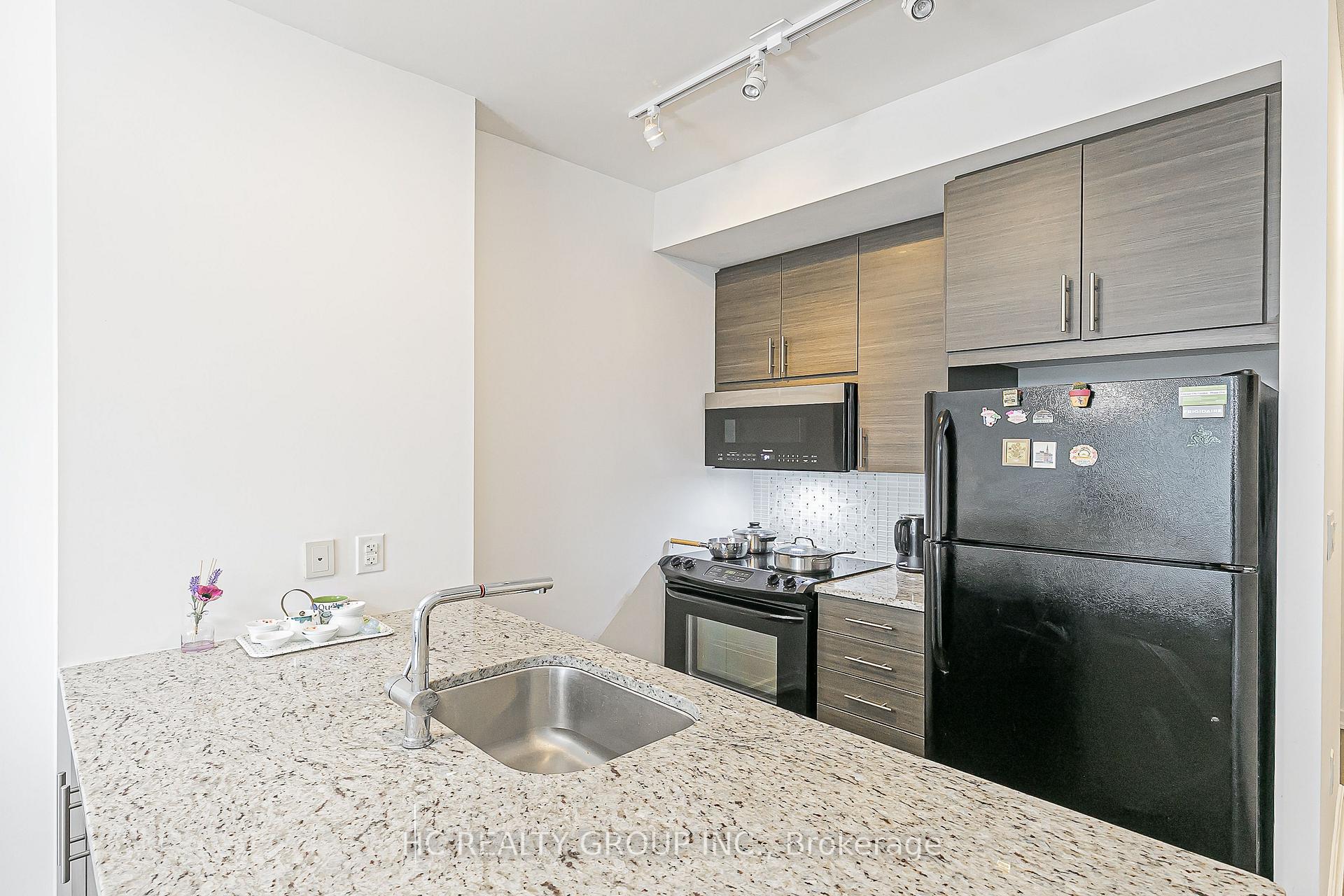 Photo 17 of Unit 1803, 70 Forest Manor Road, North York, Henry Farm — HOMEH