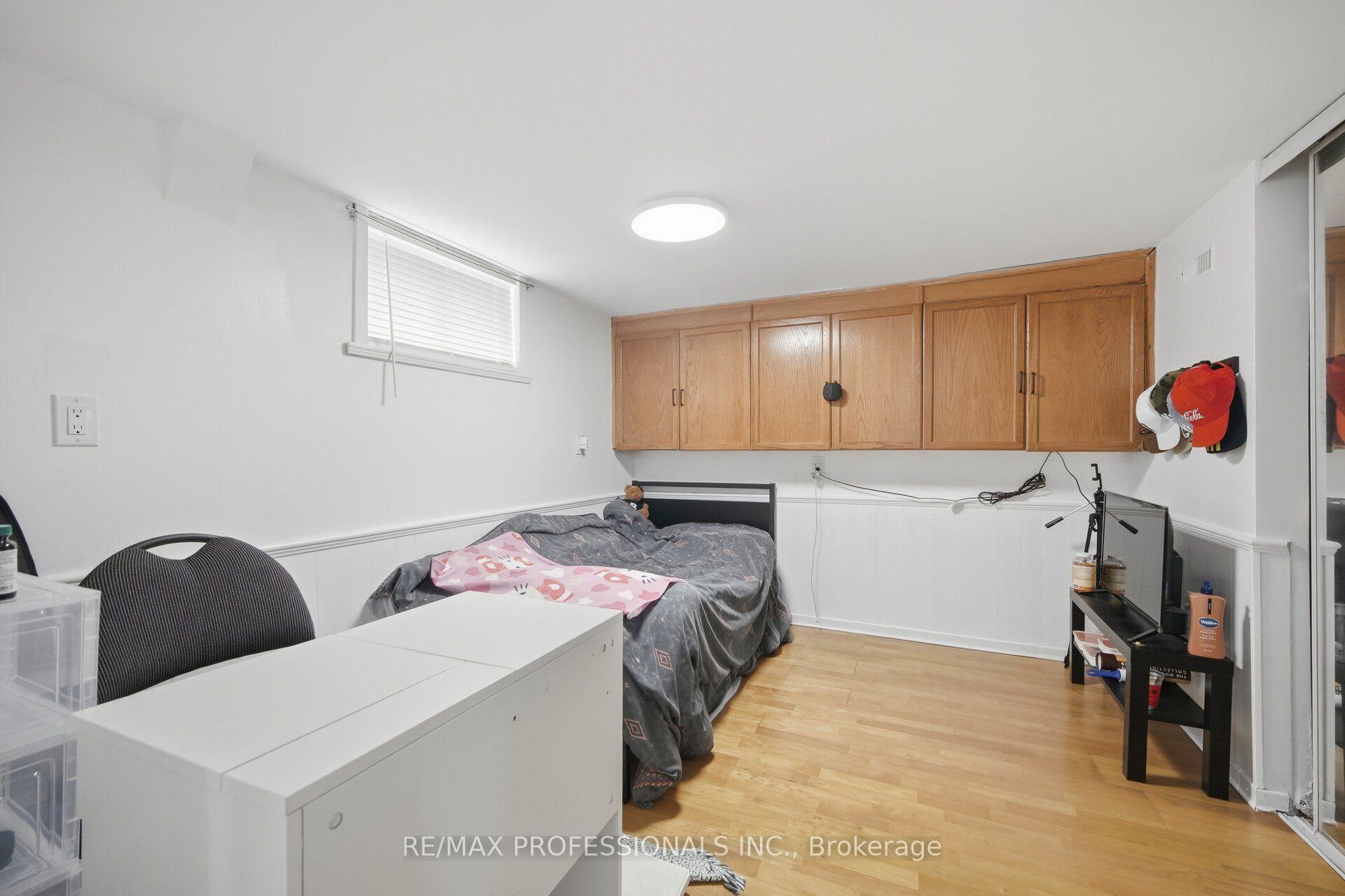 Photo 43 of 53 Wilmar Road, Etobicoke, Islington-City Centre West — HOMEH