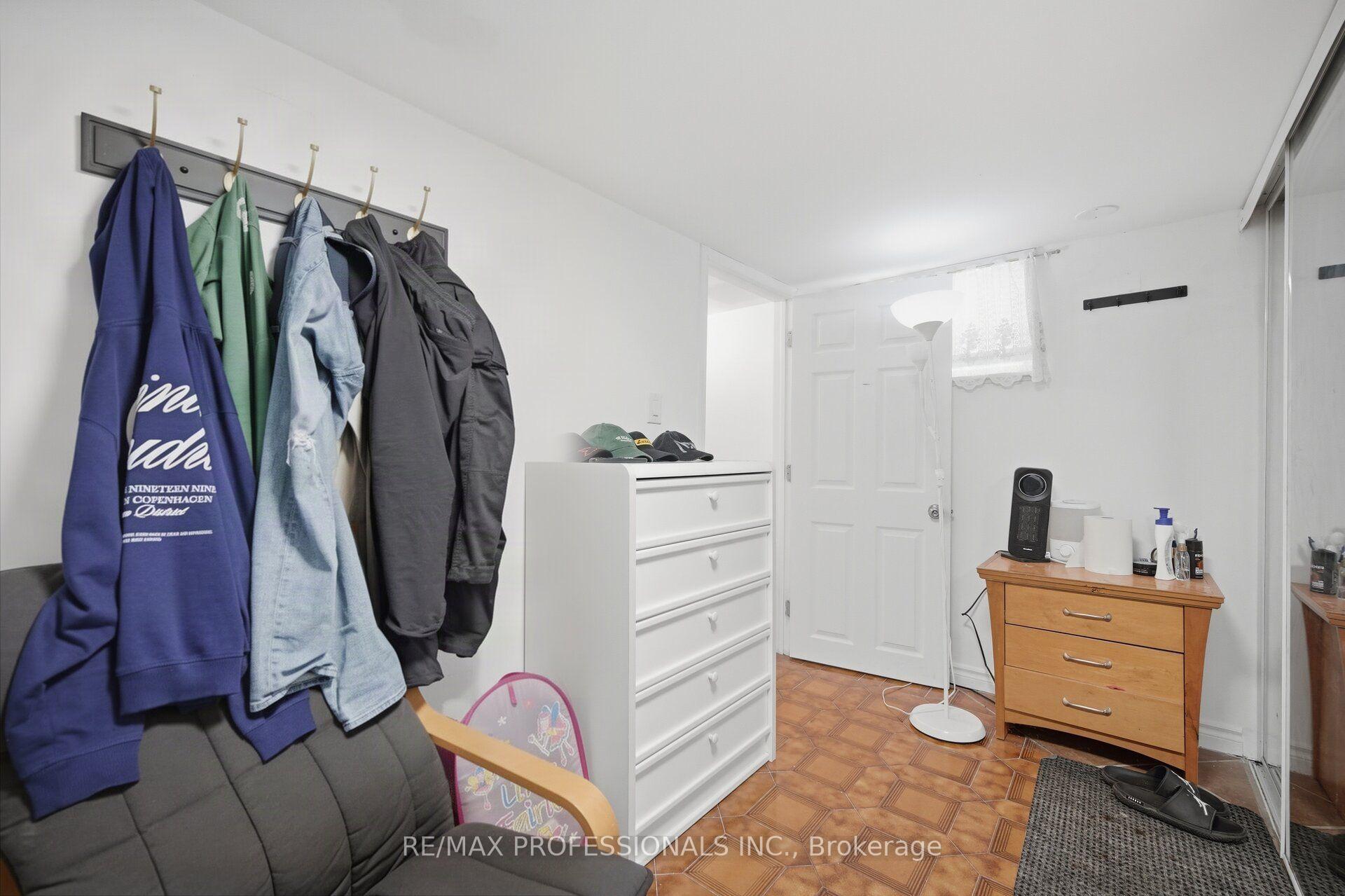 Photo 47 of 53 Wilmar Road, Etobicoke, Islington-City Centre West — HOMEH