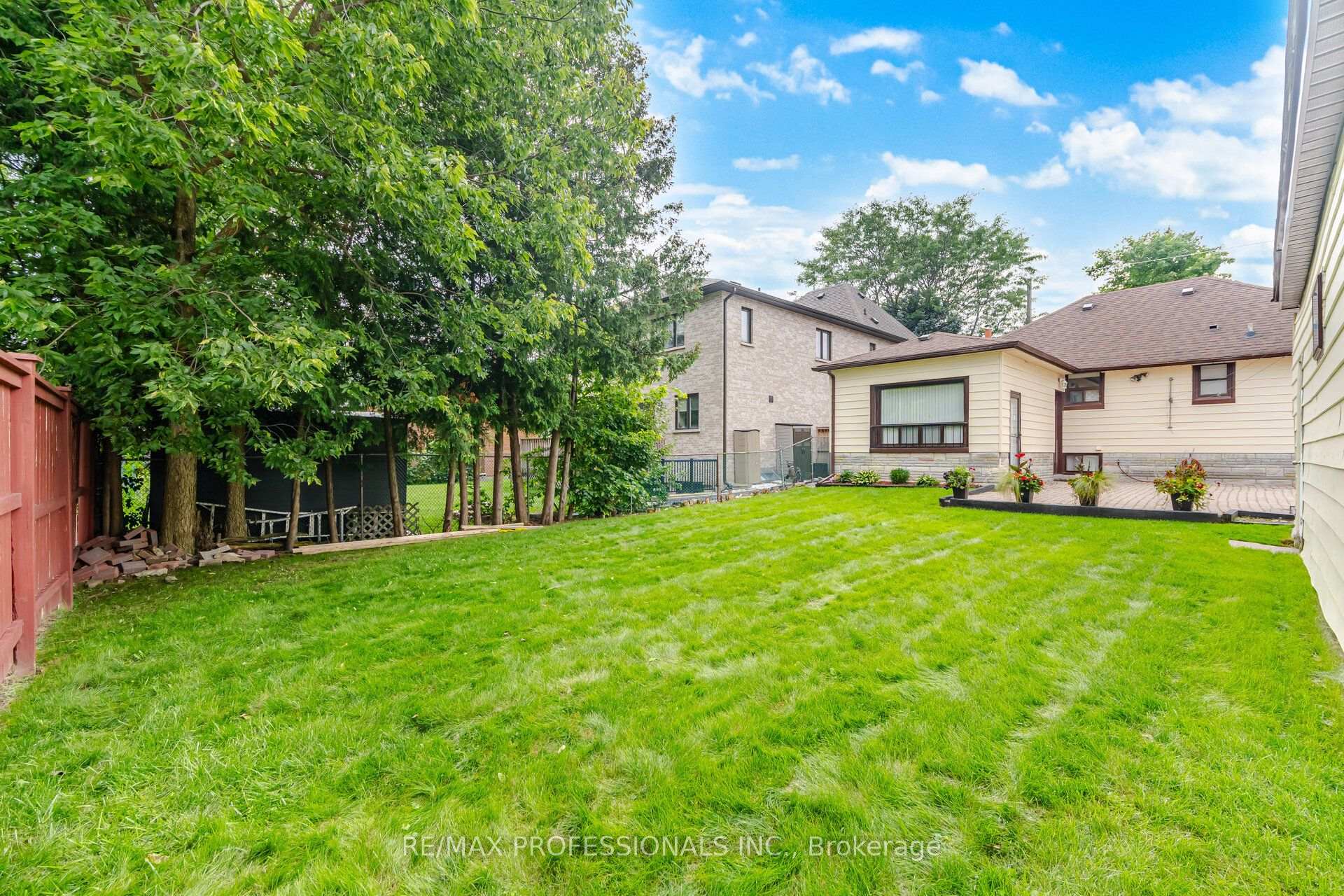 Photo 56 of 53 Wilmar Road, Etobicoke, Islington-City Centre West — HOMEH