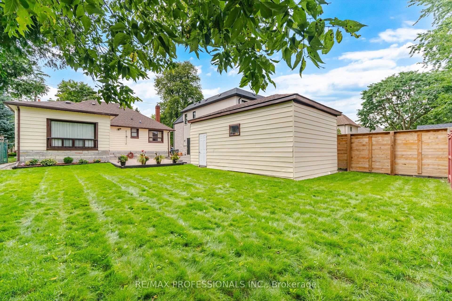Photo 58 of 53 Wilmar Road, Etobicoke, Islington-City Centre West — HOMEH