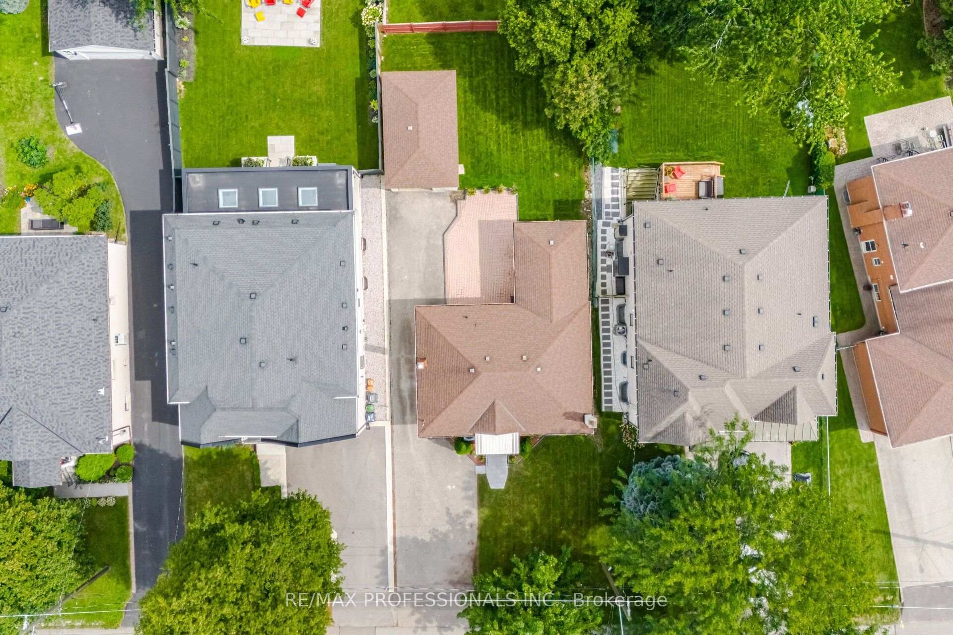 Photo 62 of 53 Wilmar Road, Etobicoke, Islington-City Centre West — HOMEH