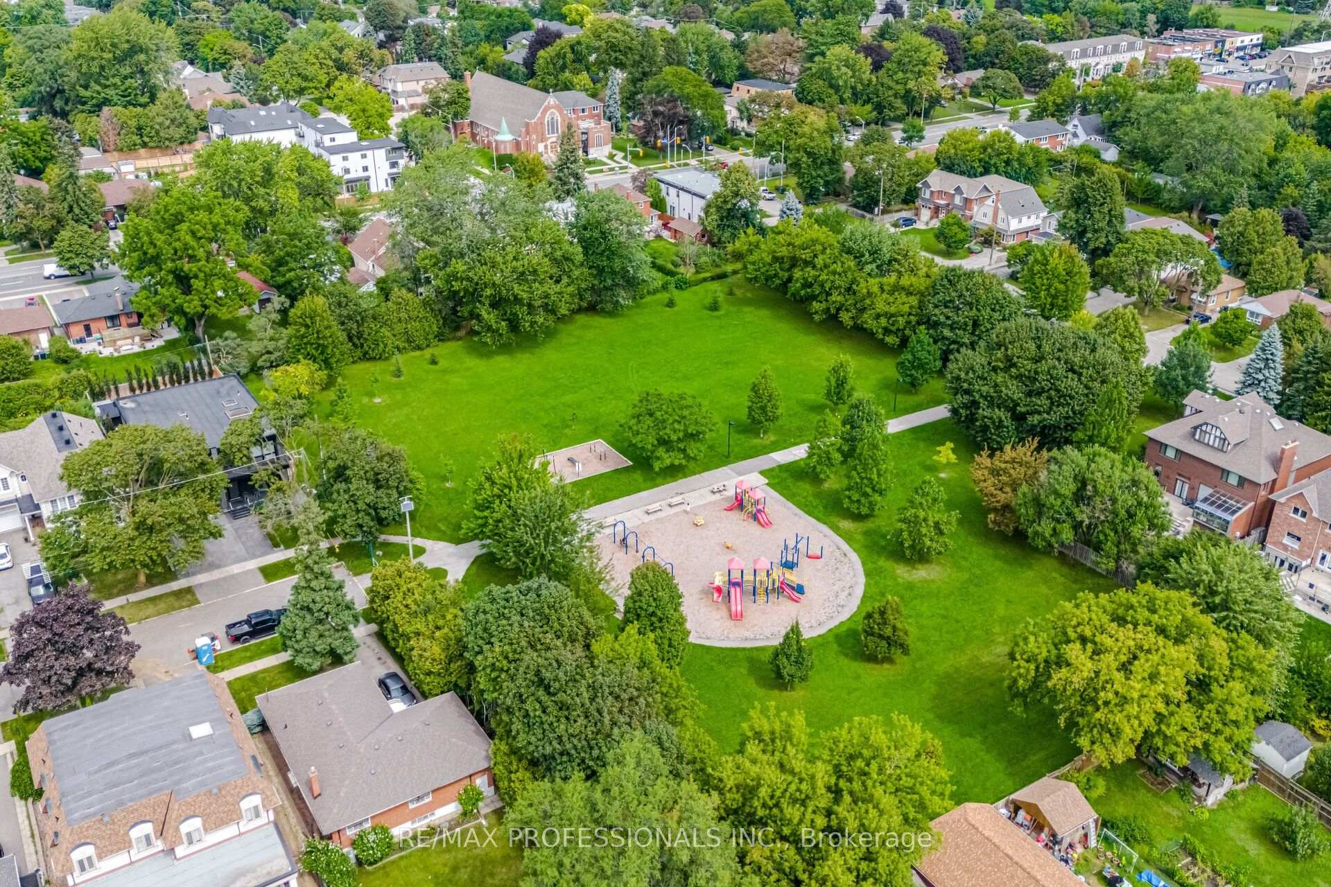 Photo 67 of 53 Wilmar Road, Etobicoke, Islington-City Centre West — HOMEH