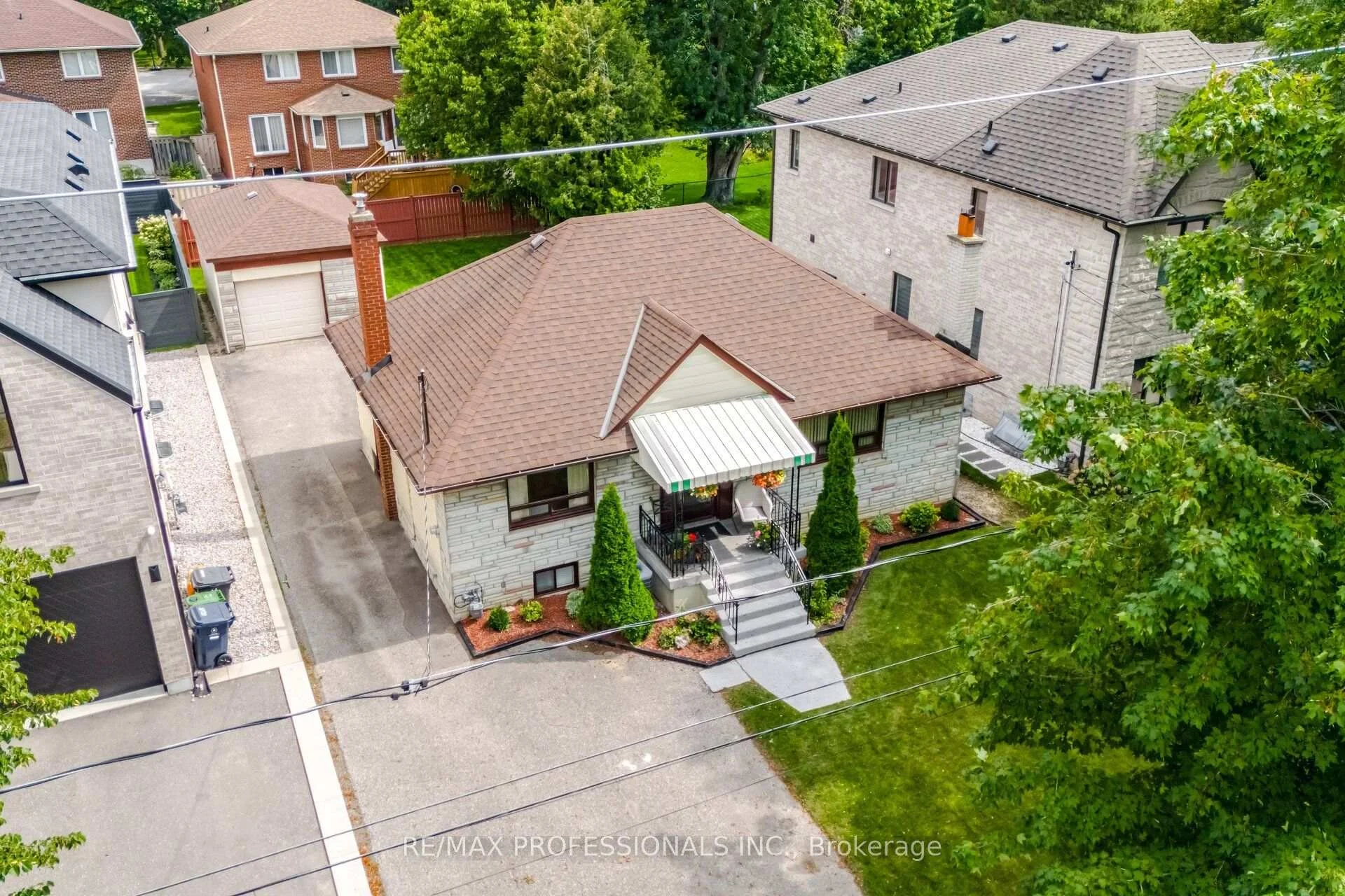 Photo 13 of 53 Wilmar Road, Etobicoke, Islington-City Centre West — HOMEH