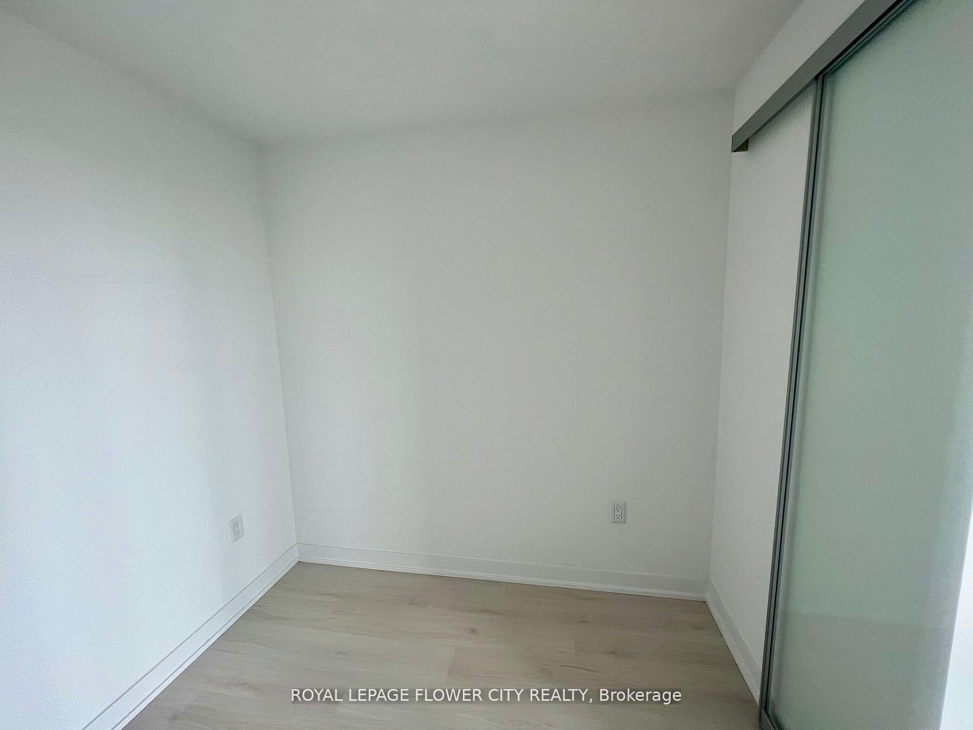 Photo 7 of Unit 607, 3900 Confederation Parkway, Mississauga, City Centre — HOMEH