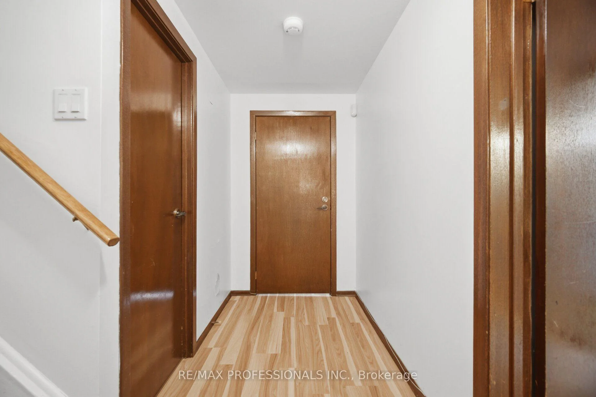 Photo 66 of 19 Earldown Drive, Etobicoke, Willowridge-Martingrove-Richview — HOMEH