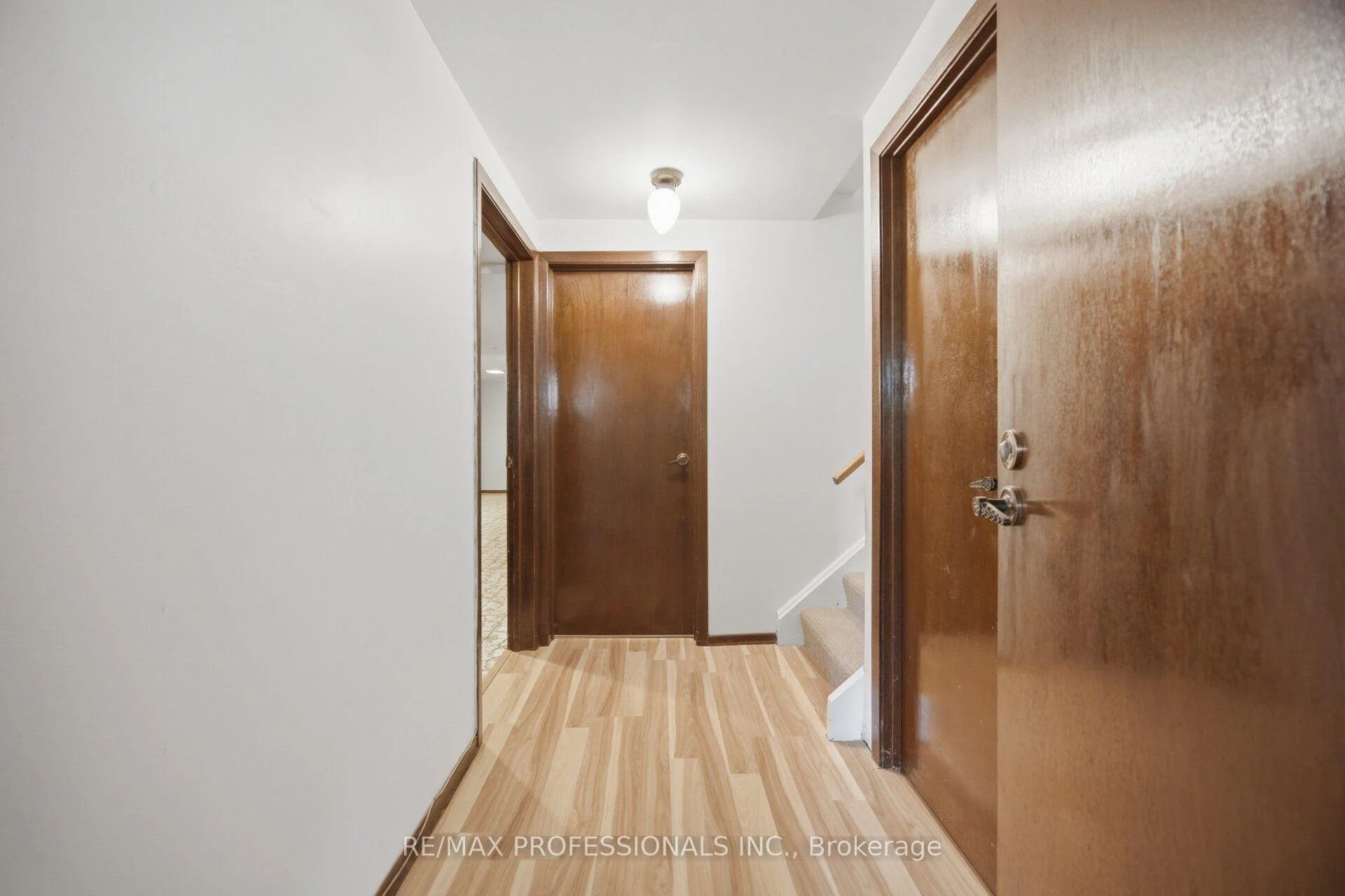 Photo 67 of 19 Earldown Drive, Etobicoke, Willowridge-Martingrove-Richview — HOMEH