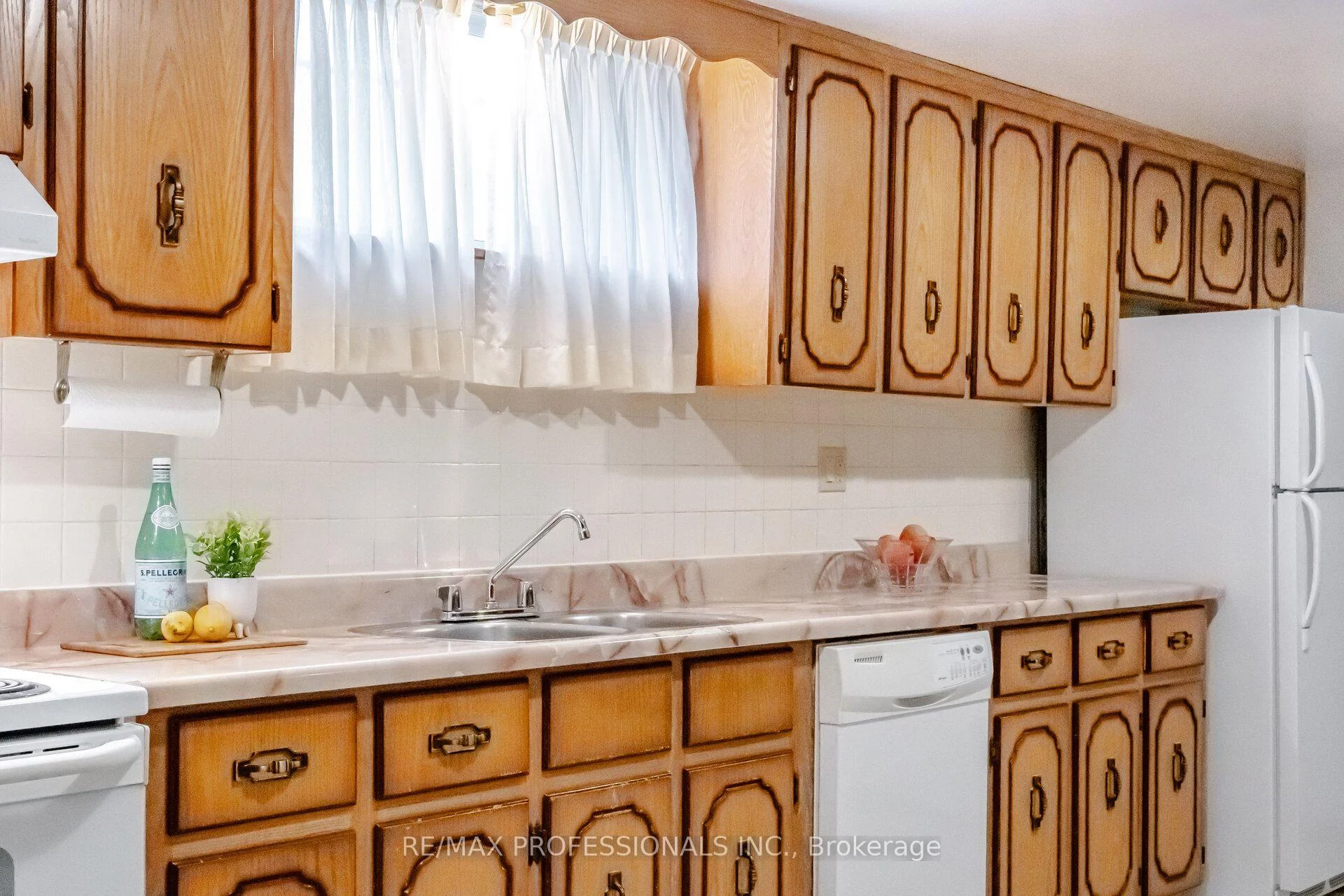 Photo 79 of 19 Earldown Drive, Etobicoke, Willowridge-Martingrove-Richview — HOMEH
