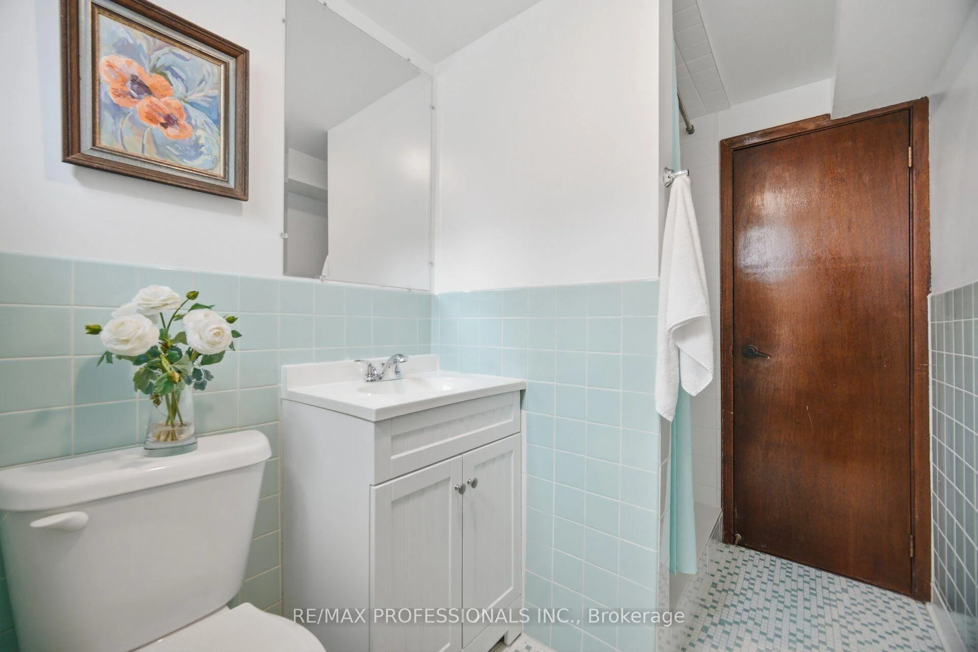 Photo 100 of 19 Earldown Drive, Etobicoke, Willowridge-Martingrove-Richview — HOMEH