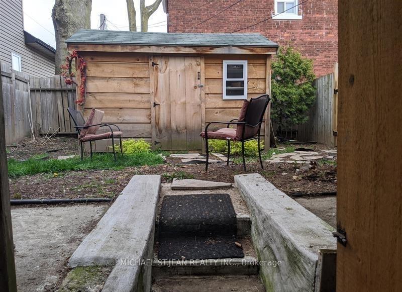 Photo 9 of Unit Lower Unit, 98 West Avenue N, Hamilton, Beasley — HOMEH