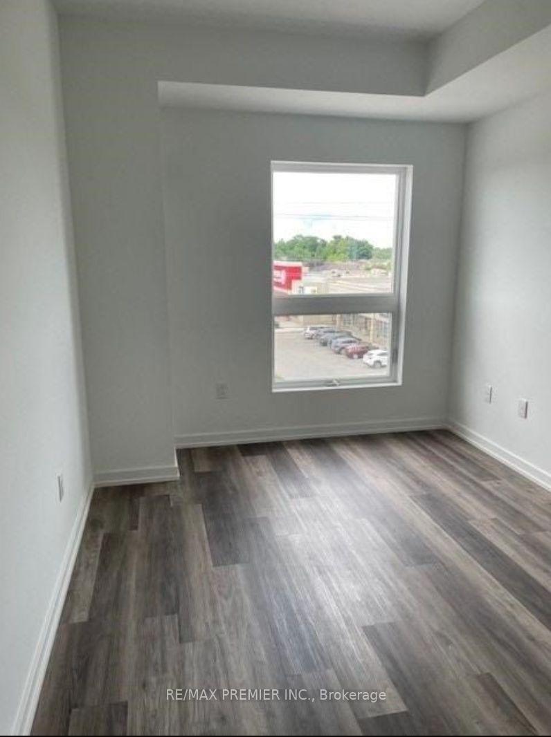 Photo 5 of Unit 317, 430 Essa Drive, Barrie, Holly — HOMEH