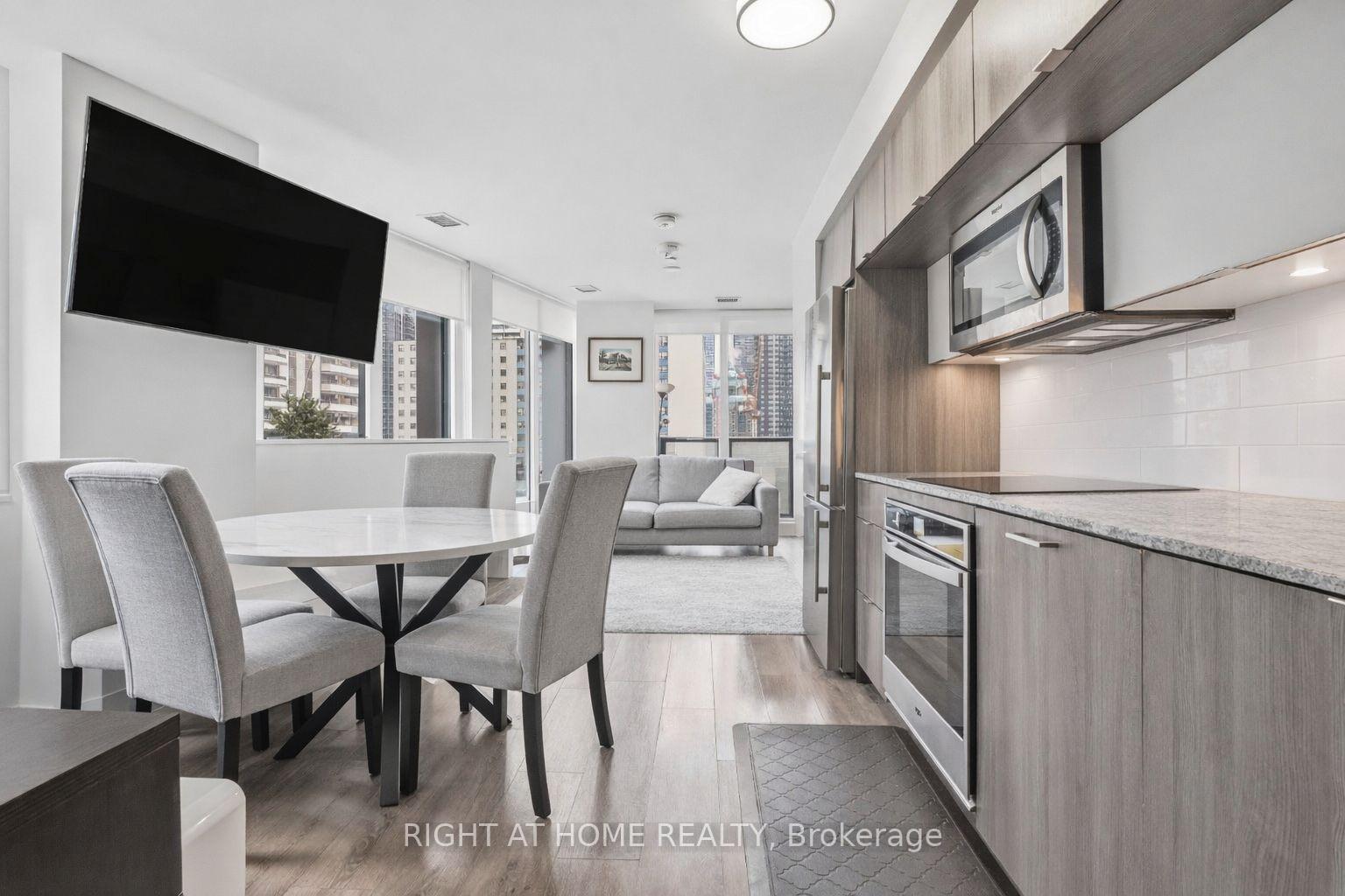 Photo 9 of Unit 508, 575 Bloor Street E, Toronto, North St. James Town — HOMEH