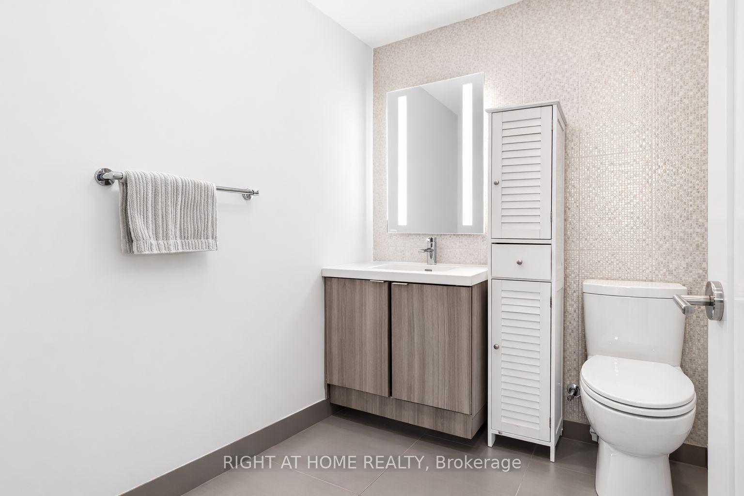 Photo 16 of Unit 508, 575 Bloor Street E, Toronto, North St. James Town — HOMEH