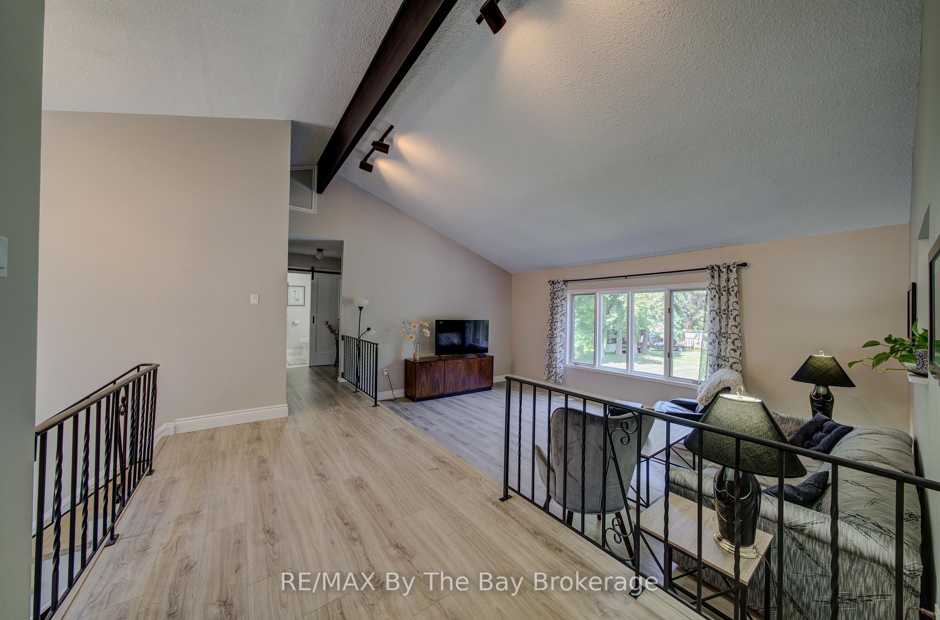 Photo 10 of 258 Sunnidale Street, Clearview, Stayner — HOMEH