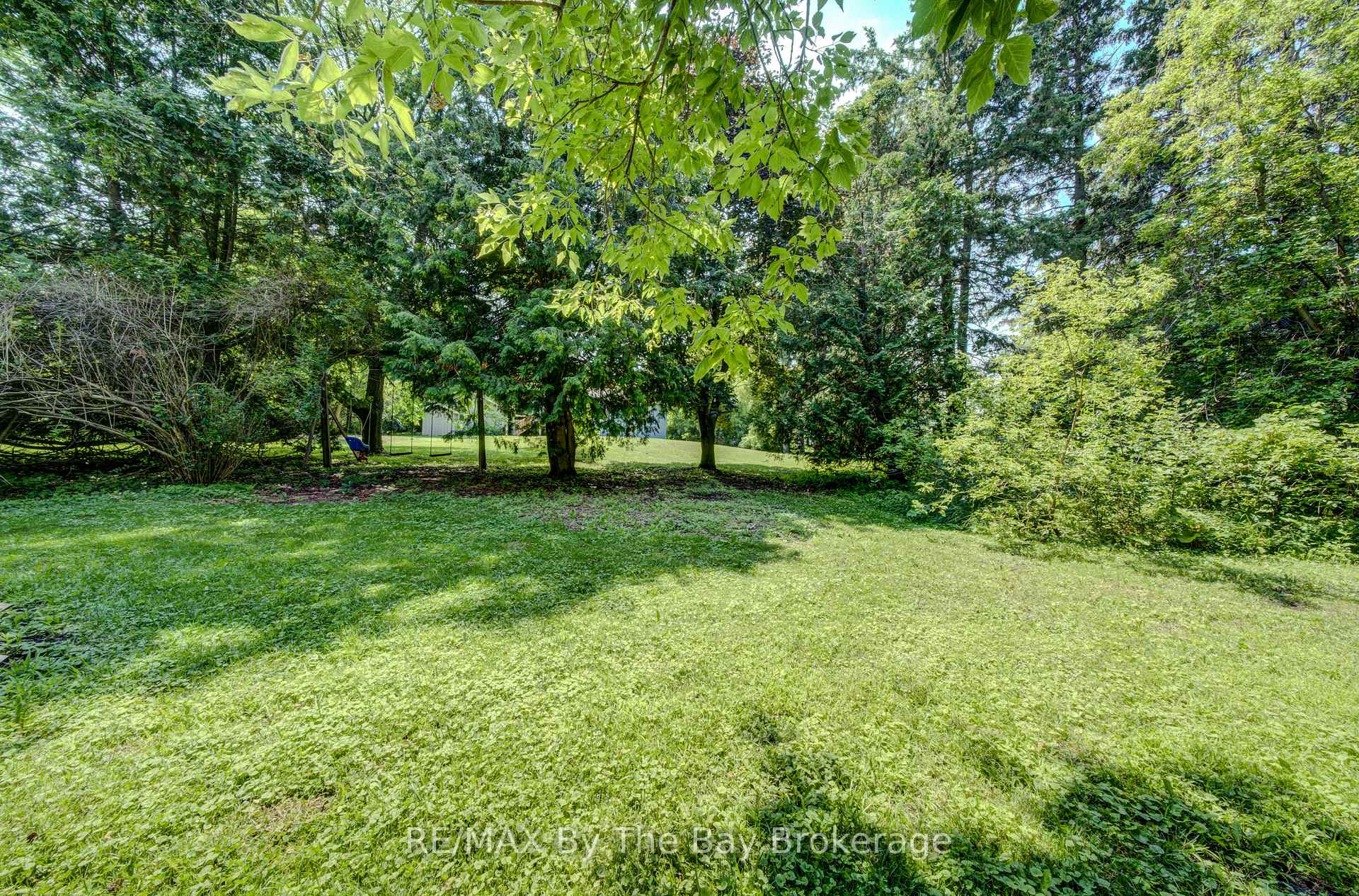 Photo 43 of 258 Sunnidale Street, Clearview, Stayner — HOMEH