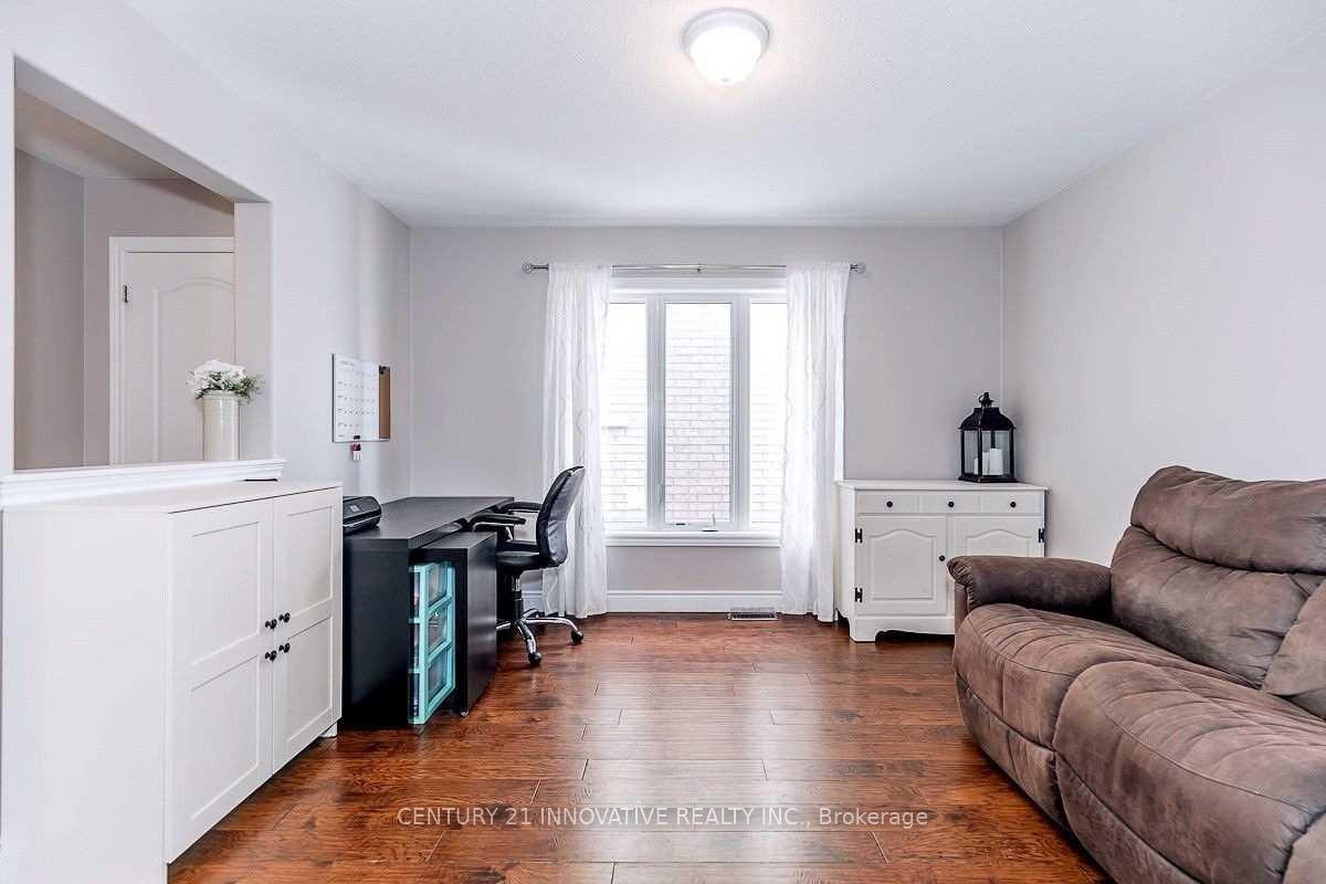 Photo 5 of 3095 Emperor Drive NE, Orillia — HOMEH