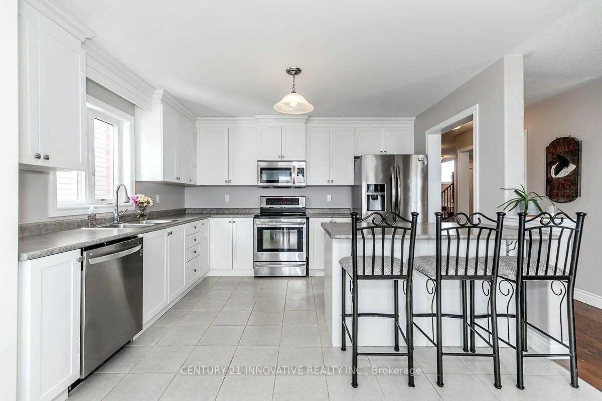 Photo 7 of 3095 Emperor Drive NE, Orillia — HOMEH